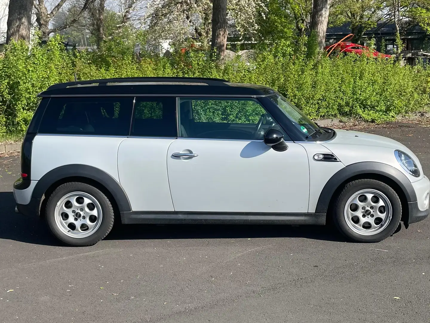 MINI Cooper D Clubman Mini Cooper D Clubman Silber - 1