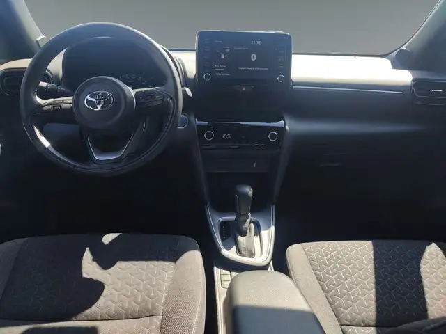 Toyota Yaris Cross view 11