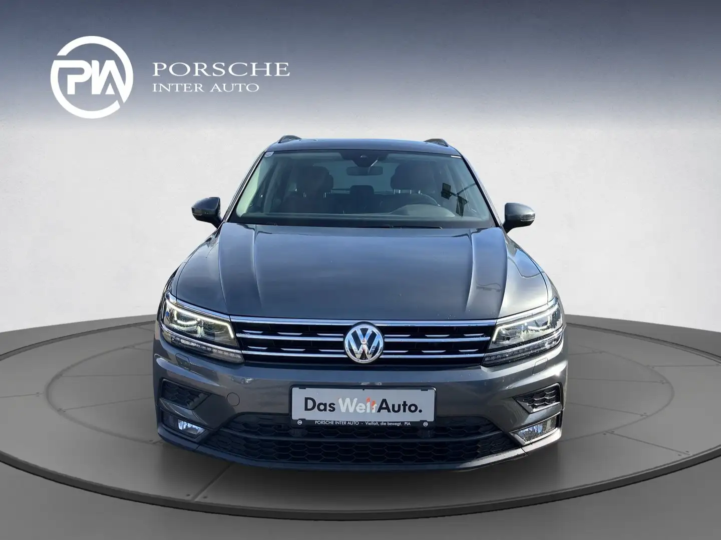Volkswagen Tiguan Sky TSI Grau - 2