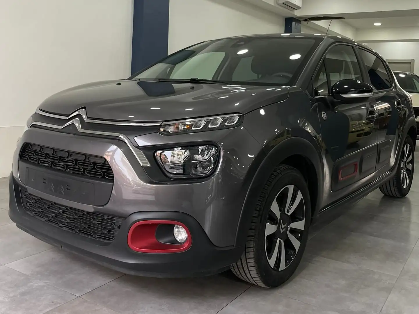 Citroen C3 PURETECH SHINE C-SERIES Grigio - 2