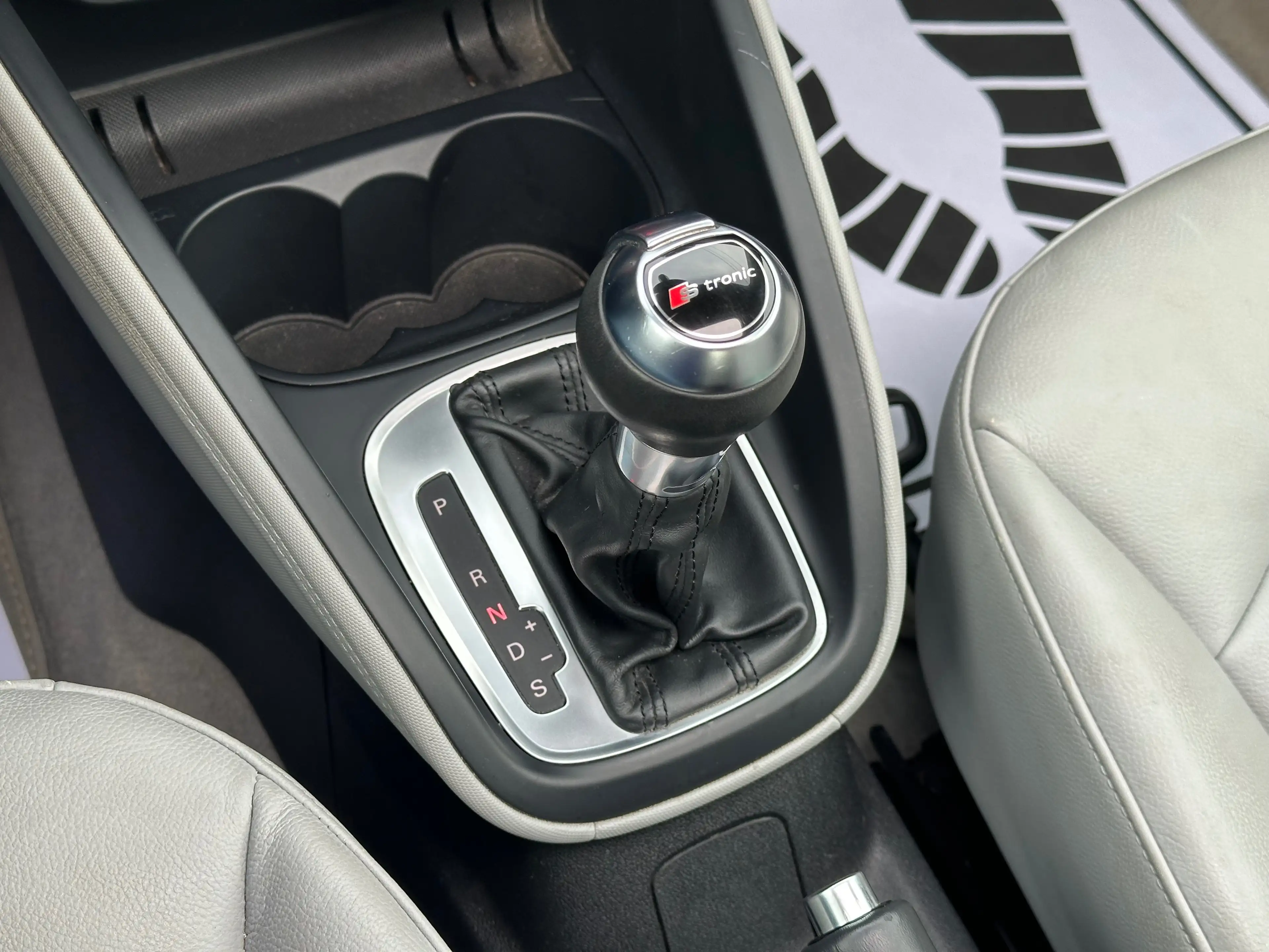 Audi A1 A1 1.4 TFSI Ambition S line S tronic 119gr — photo 12