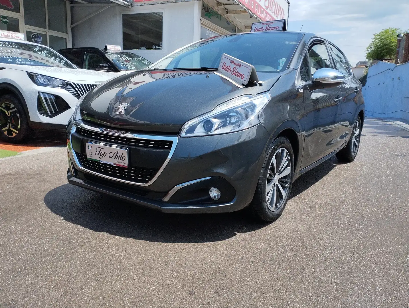 Peugeot 208 208 1.6 bluehdi Allure 75cv   DA VETRINA Grigio - 1