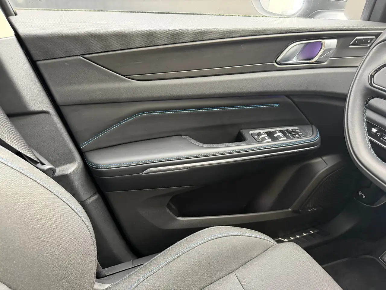 Lynk & Co 01 1.5 Pano 360 Memory Carplay Hybride Automaat, миниатюра 26