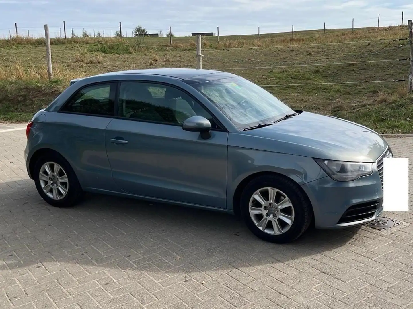 Audi A1 A1 1.6 TDi Attraction 0479/03.01.65 Bleu - 2