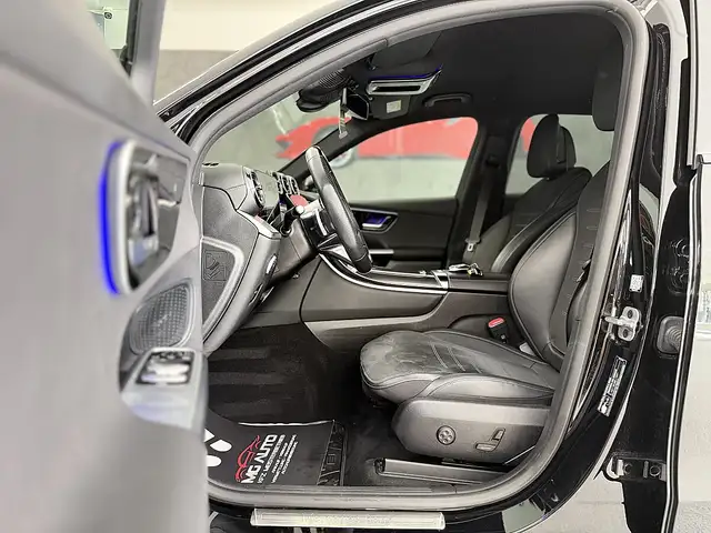Mercedes-Benz GLC view 13