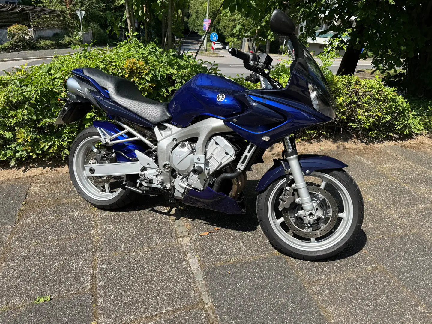 Yamaha FZ 6 Modell RJ07 Blau - 1