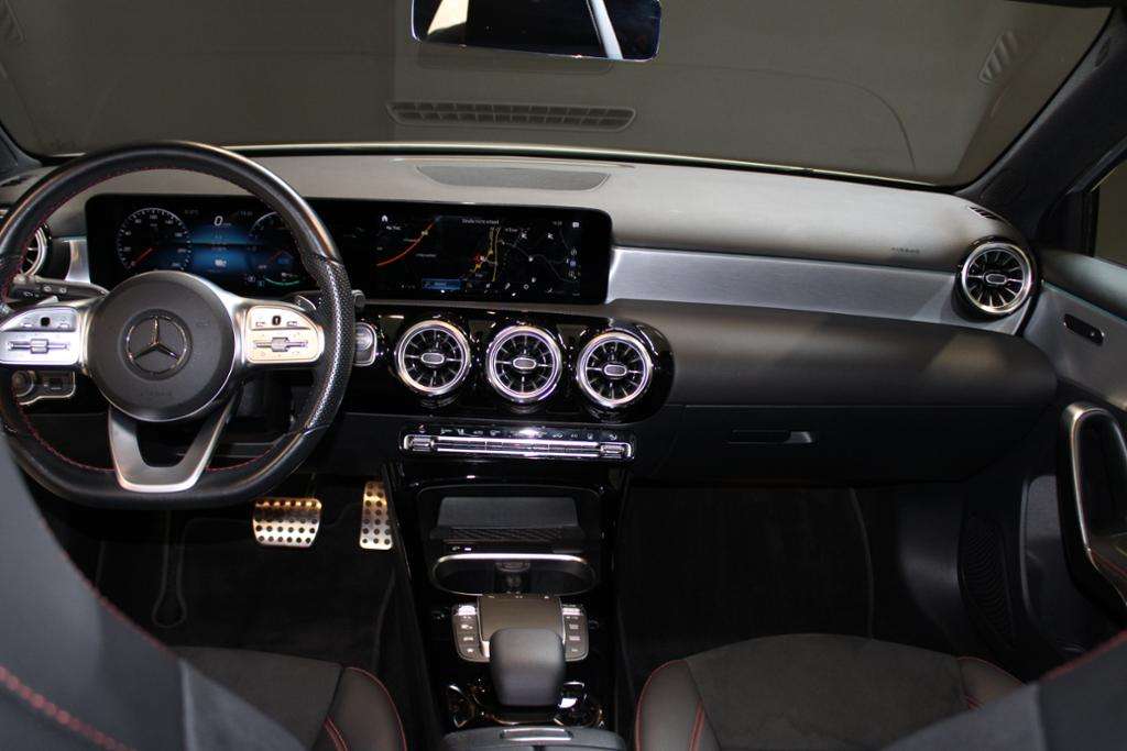 Mercedes-Benz A 250