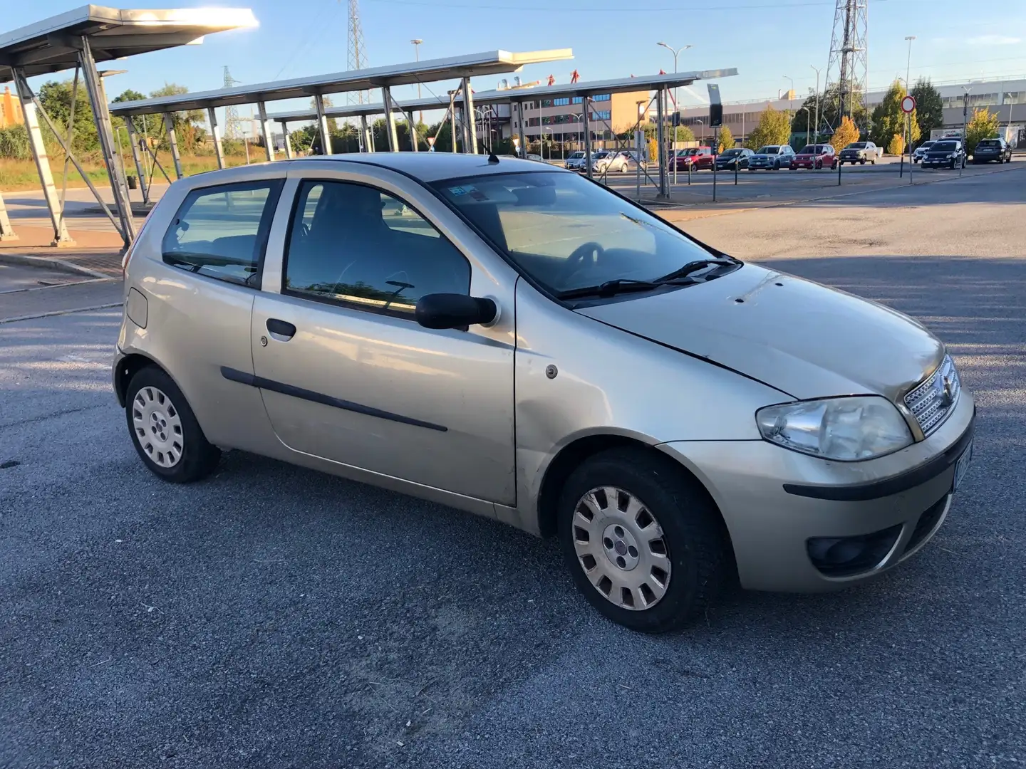 Fiat Punto 3p 1.2 Classic gpl Oro - 2