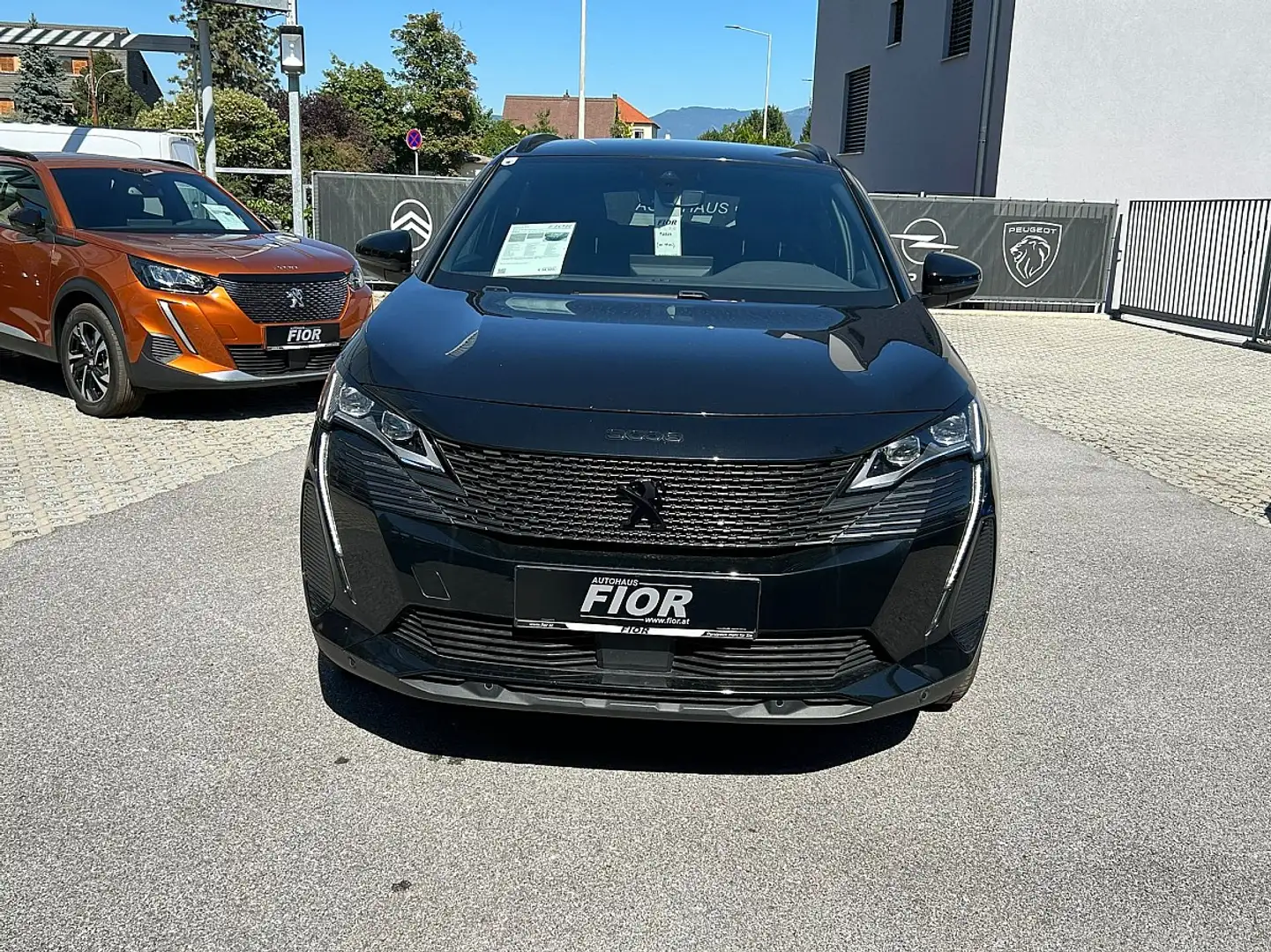 Peugeot 3008 BlueHDi 130 S&S EAT8 GT (P2528) Schwarz - 2