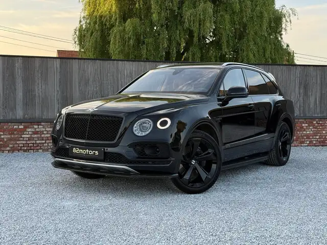 Bentley Bentayga v8 diesel/pano/carbon/massage/rear entertainment