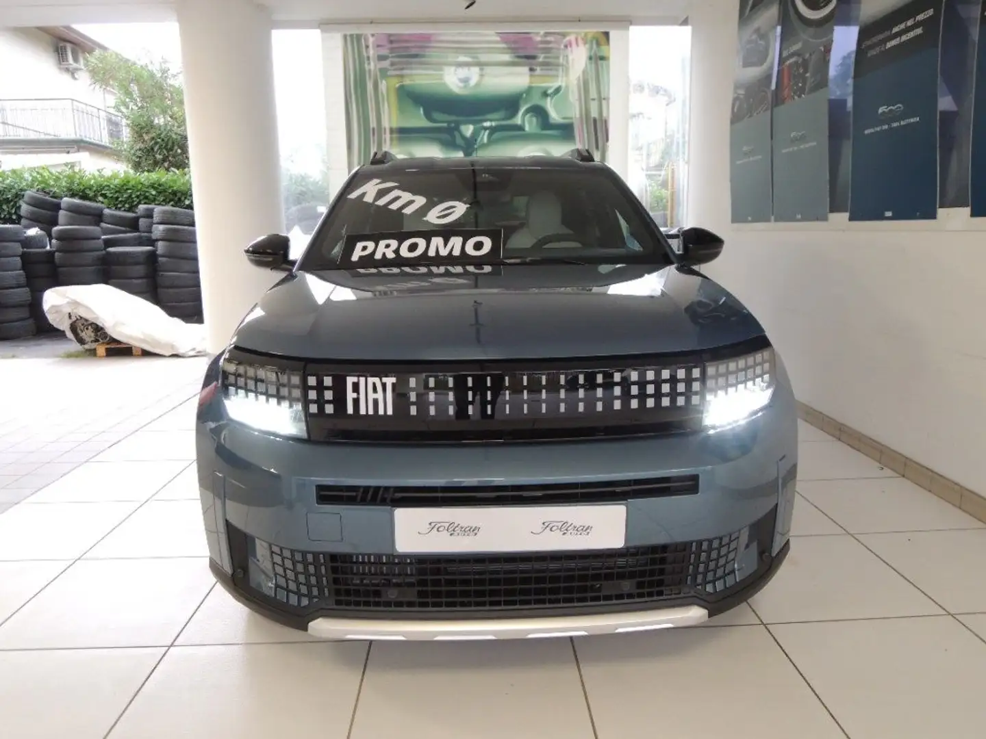 Fiat Grande Panda 1.2 Hybrid 110 CV La Prima VARI COLORI Bleu - 2