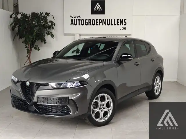 Alfa Romeo Tonale PHEV AT6e Q4 280 pk