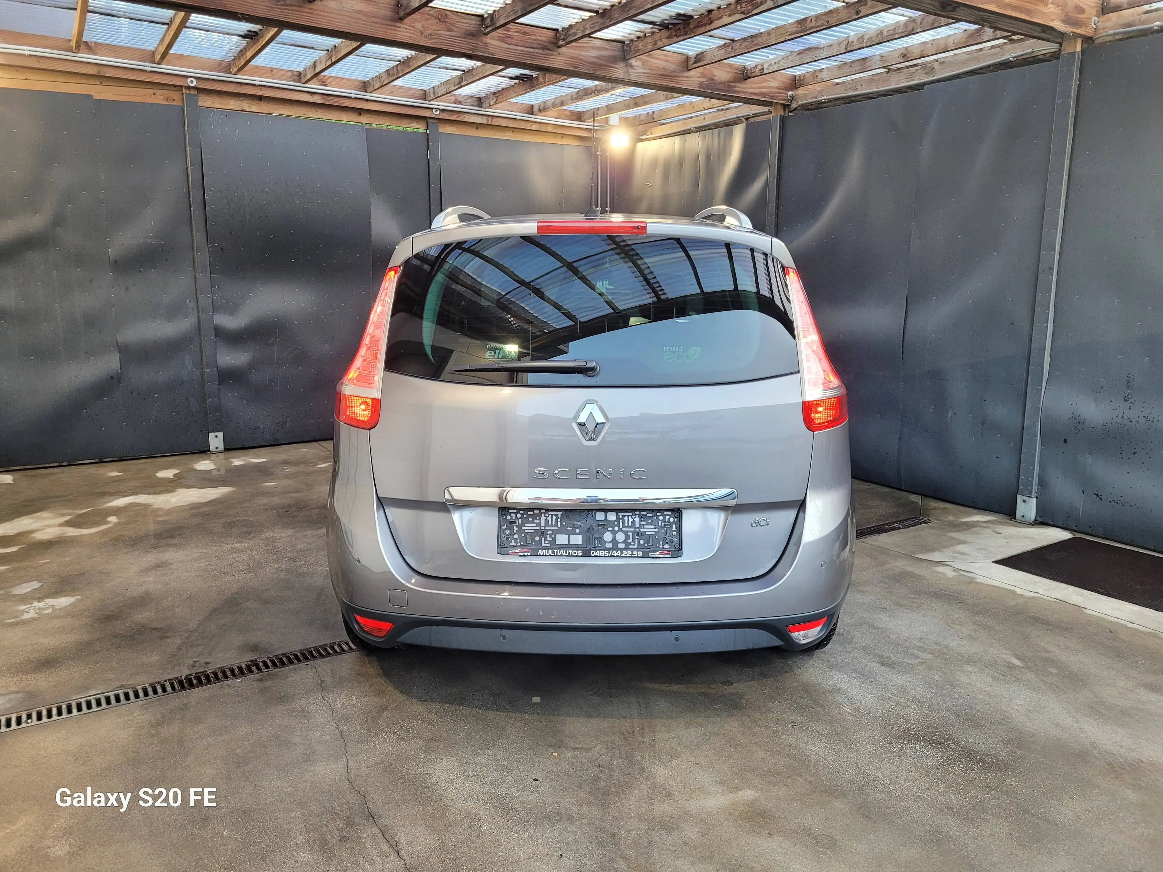 Renault Scenic Scenic 1.5 dCi Energy R-Movie — photo 4