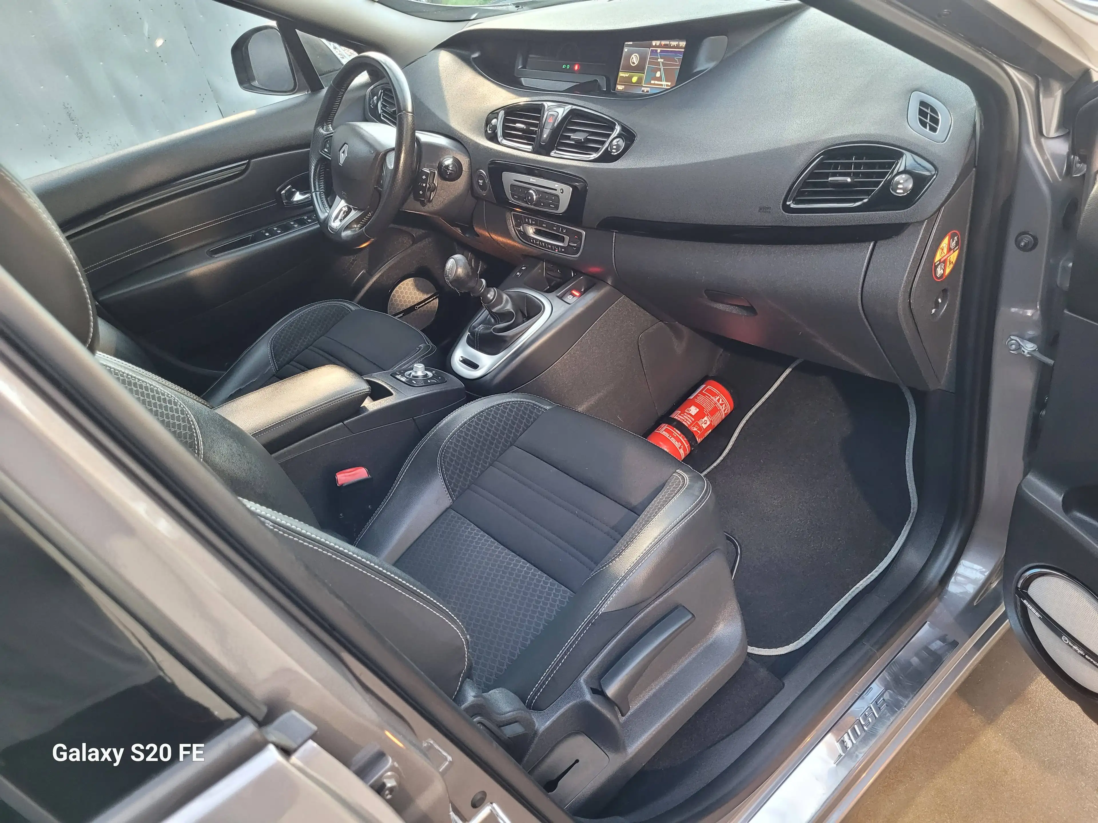 Renault Scenic Scenic 1.5 dCi Energy R-Movie — photo 11