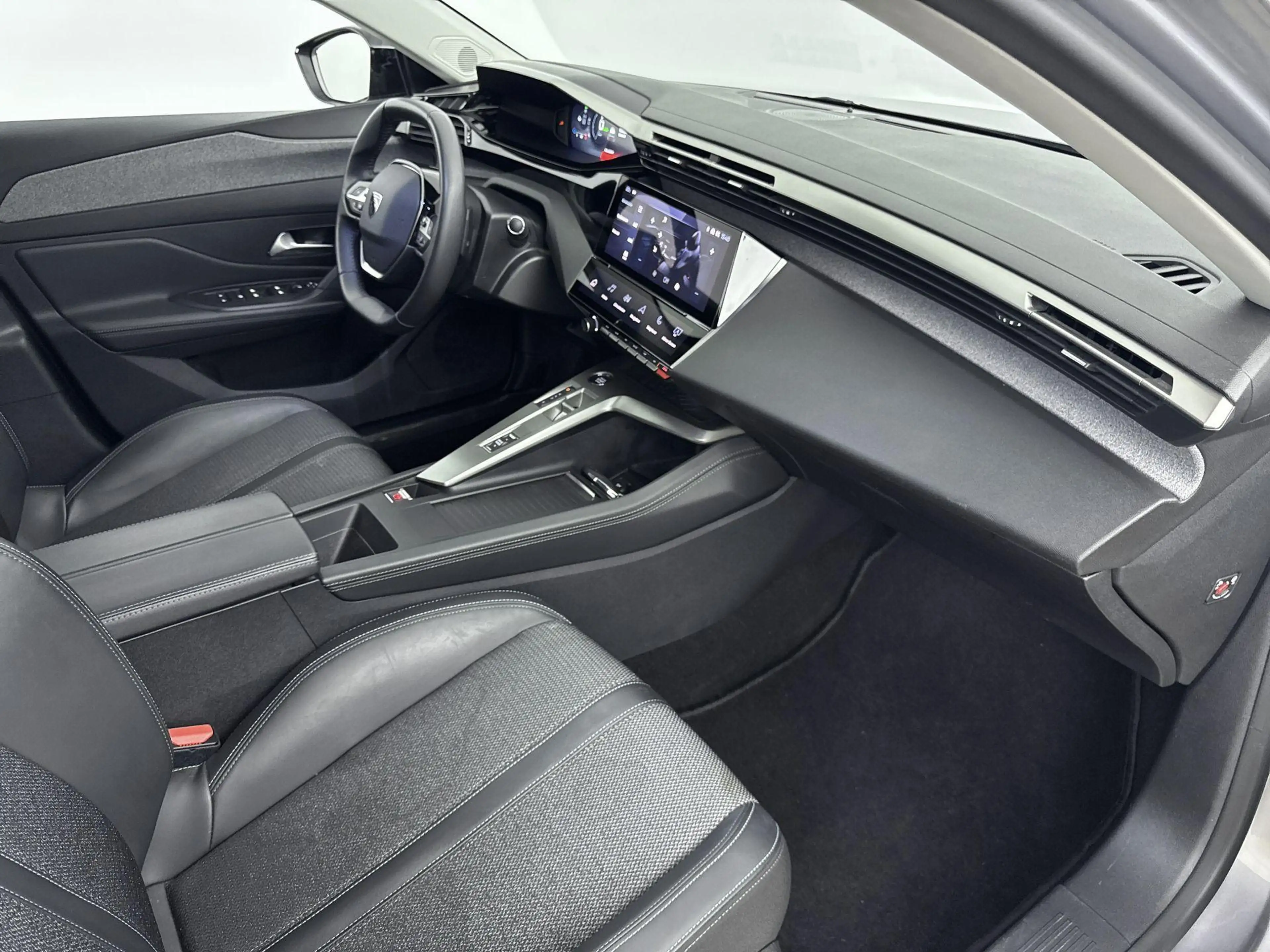 Peugeot 308 Plug-in Hybrid 180pk Allure | Navigatie | Camera | — photo 7