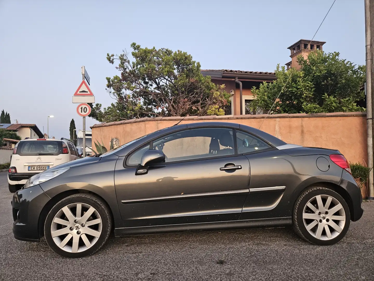 Peugeot 207 CC 1.6 hdi 8v Tecno fap FL - 1