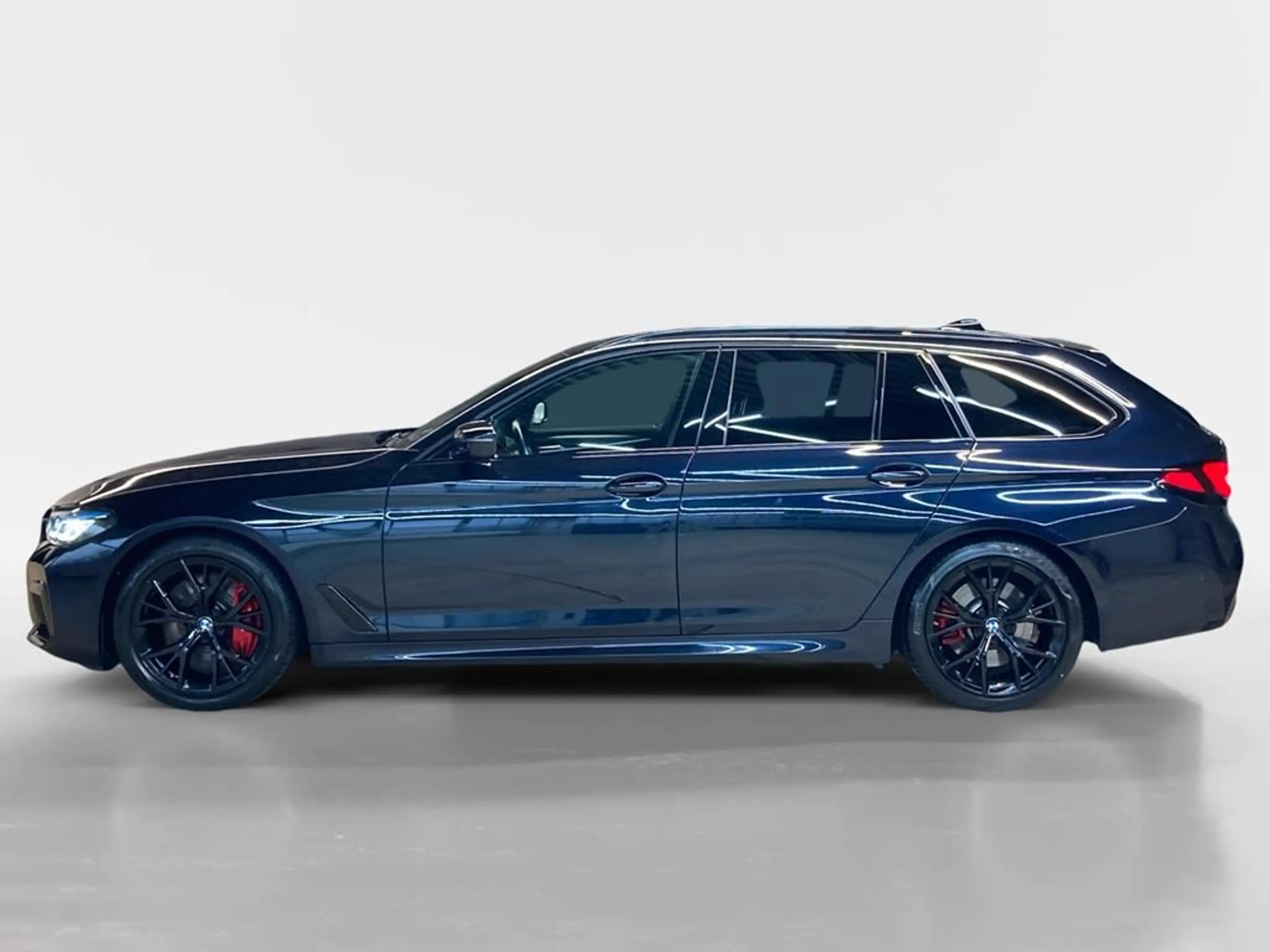 BMW 540 M Sport Pro — photo 6