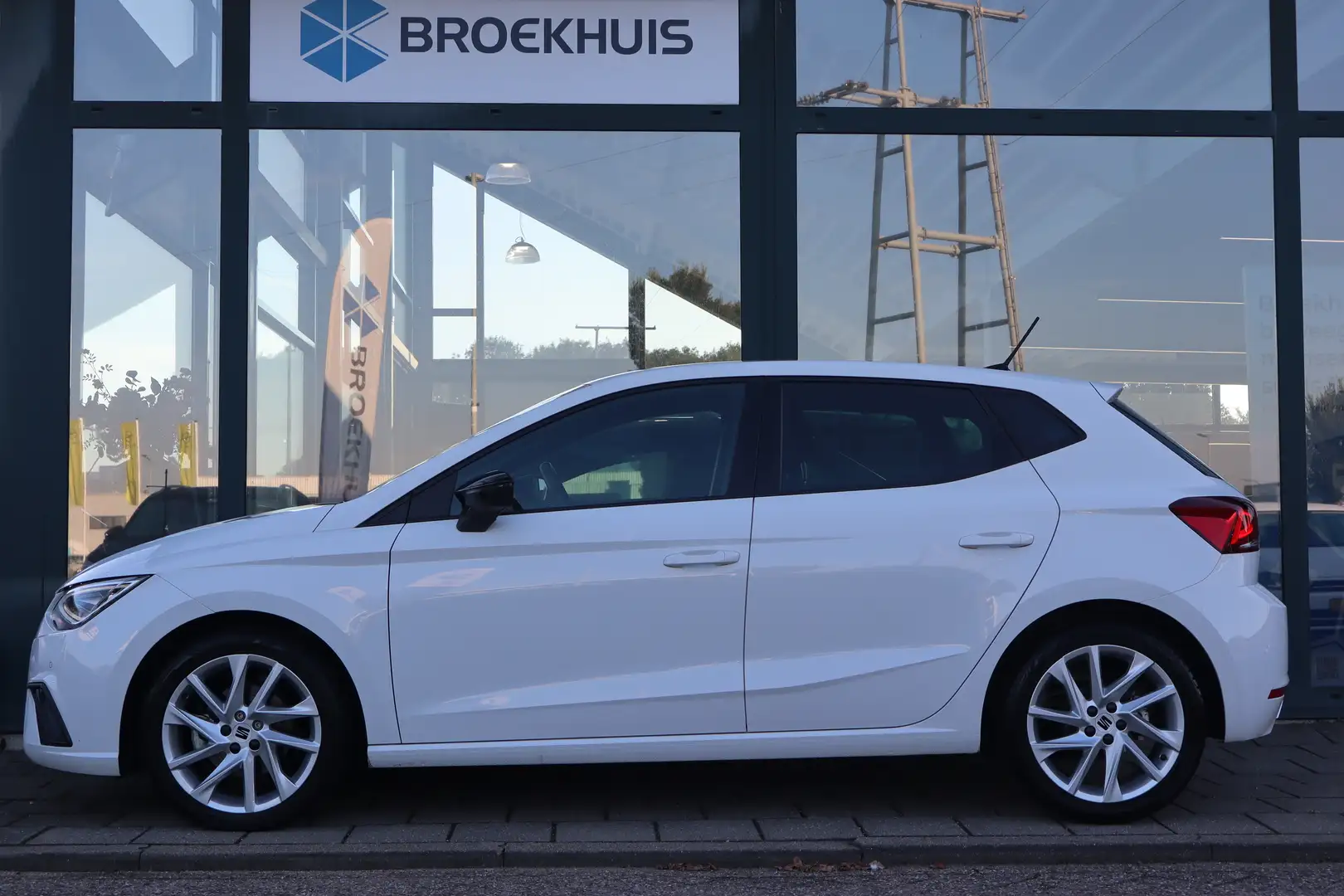 SEAT Ibiza 149PK 1.5TSI FR Sport Automaat | Airco (automatisc Wit - 2