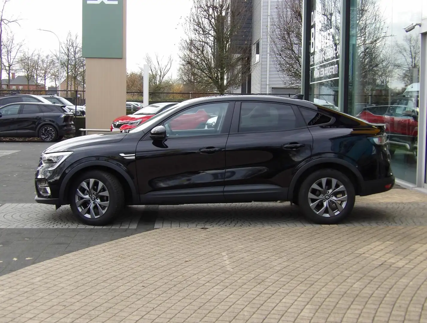 Renault Arkana Evolution Mild Hybrid TCe 140 EDC Zwart - 2