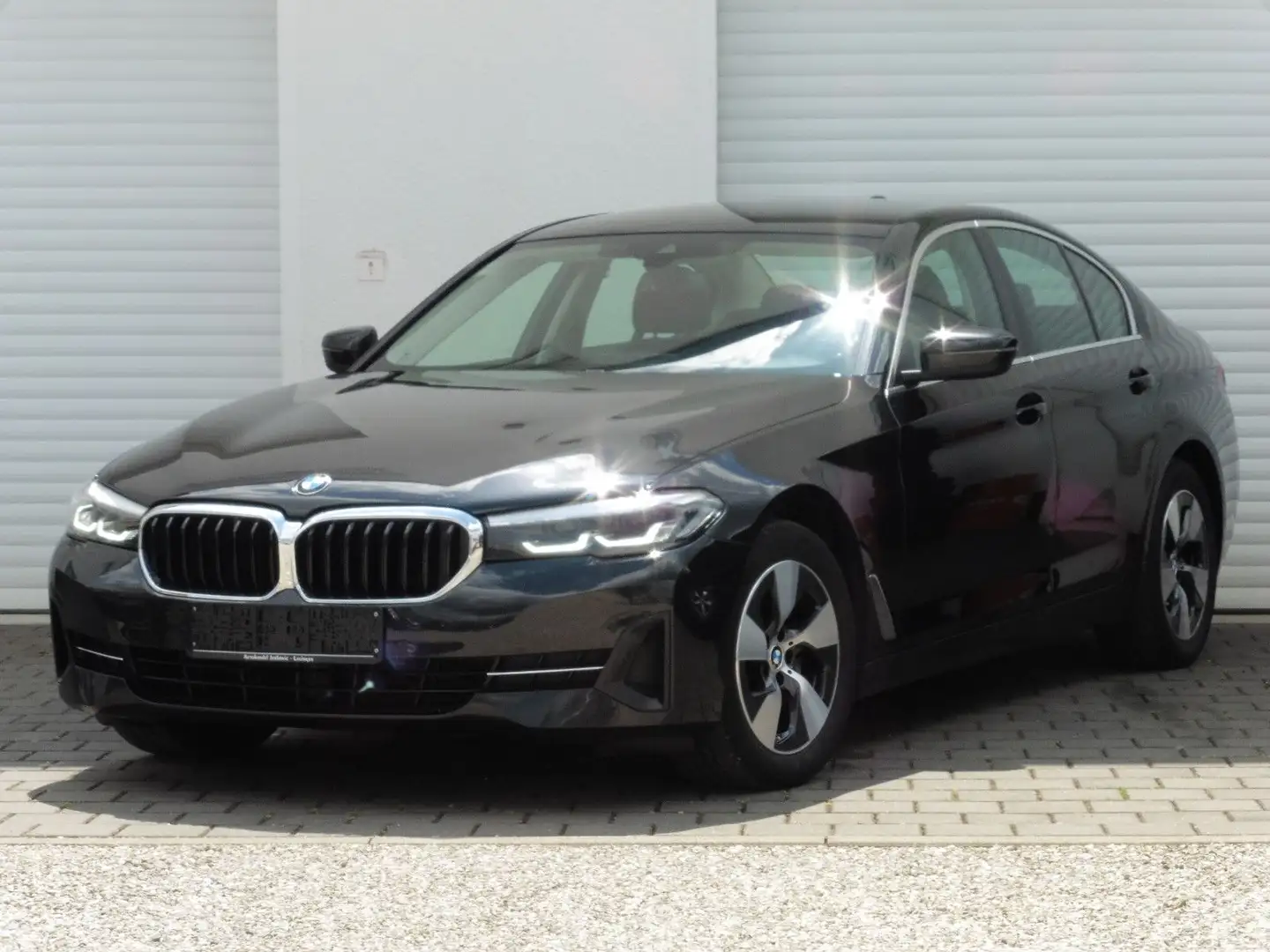 BMW 520 d xDrive LED Leder Navi Kamera 1-Hand LCI Negro - 2
