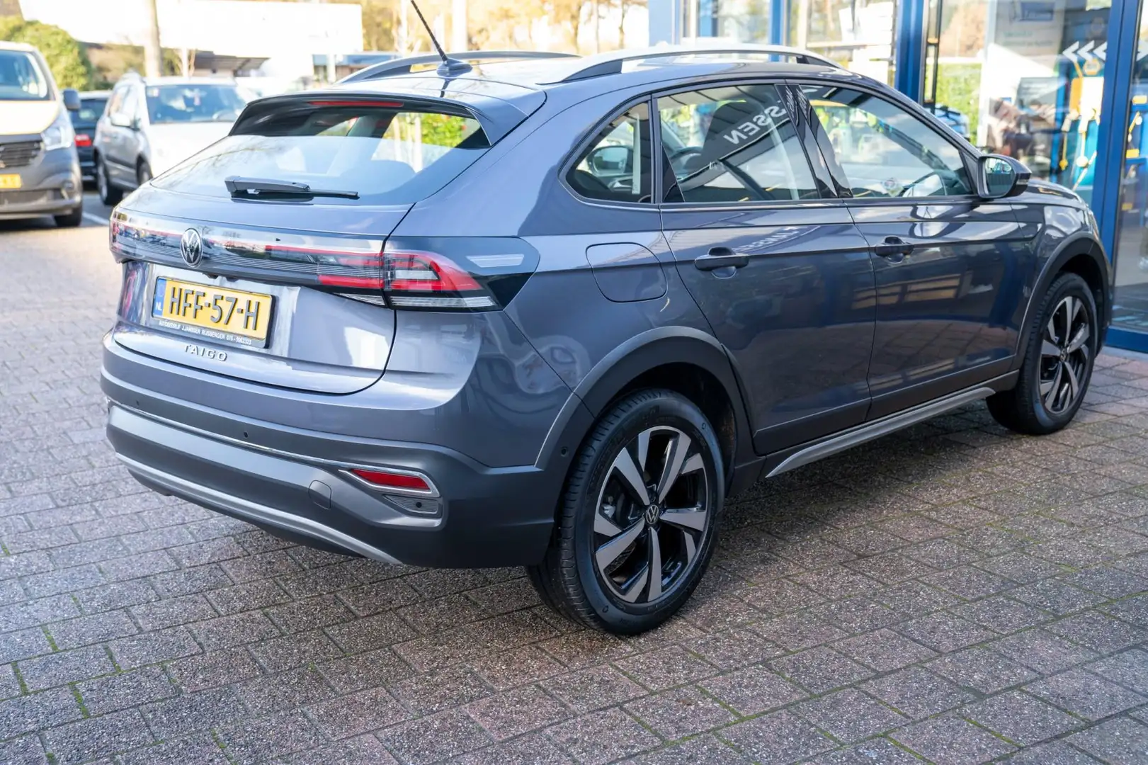Volkswagen Taigo 1.0 TSI Style | Prijs rijklaar incl. 12 mnd garant Grijs - 2
