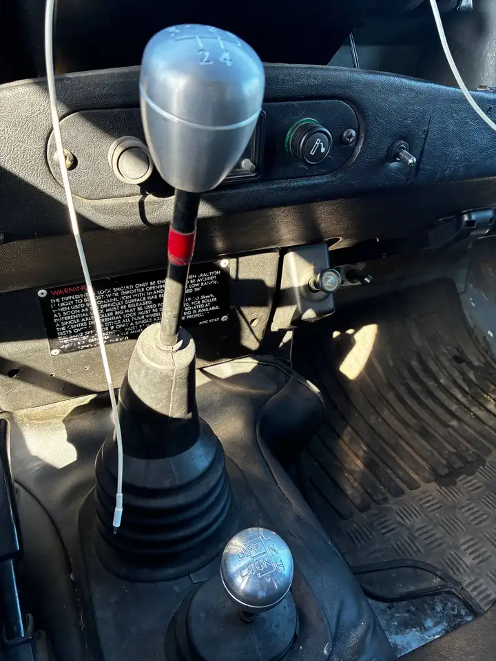 Land Rover Defender 110 2.5 td SW, foto 12