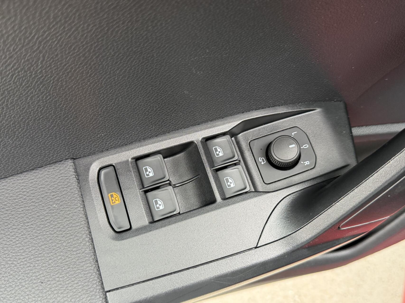 SEAT Ibiza 1.0 EcoTSI Style Apple CarPlay/Android Auto Full-l — photo 4