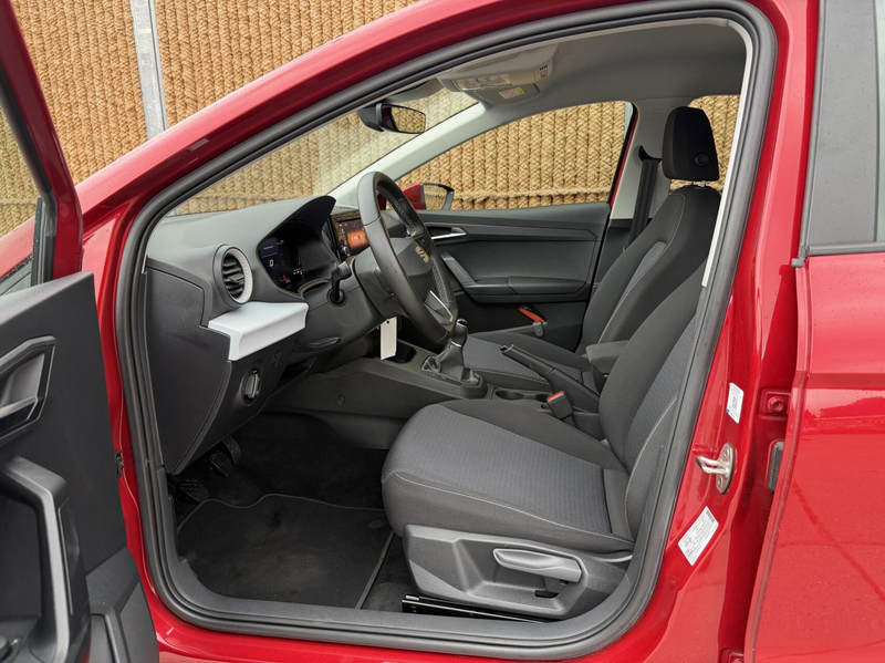 SEAT Ibiza 1.0 EcoTSI Style Apple CarPlay/Android Auto Full-l — photo 6