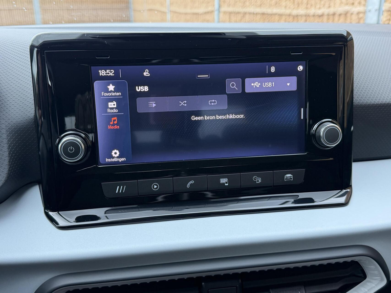SEAT Ibiza 1.0 EcoTSI Style Apple CarPlay/Android Auto Full-l — photo 15