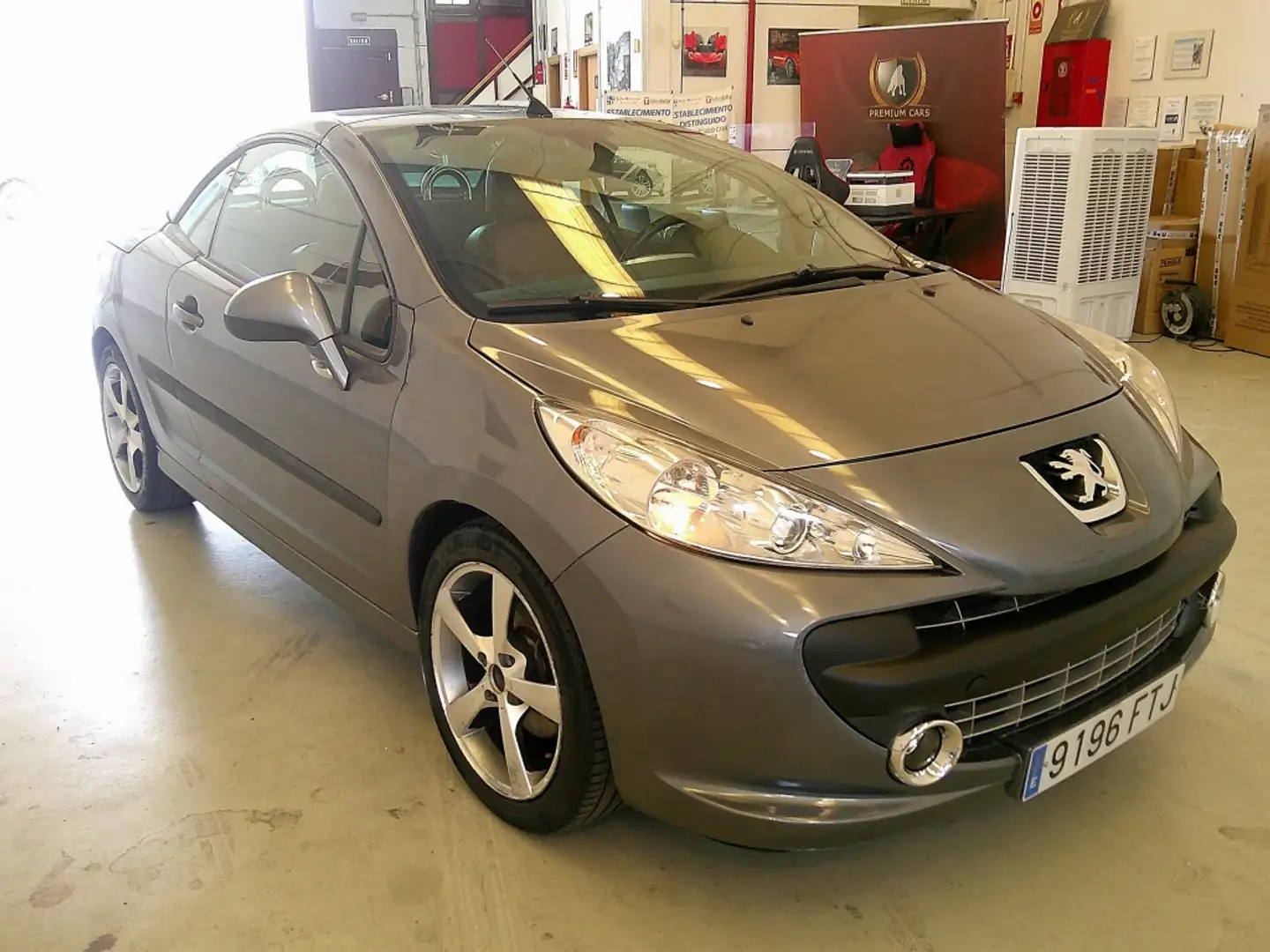 Peugeot 207 CC 1.6 THP Sport 150 Gris - 2