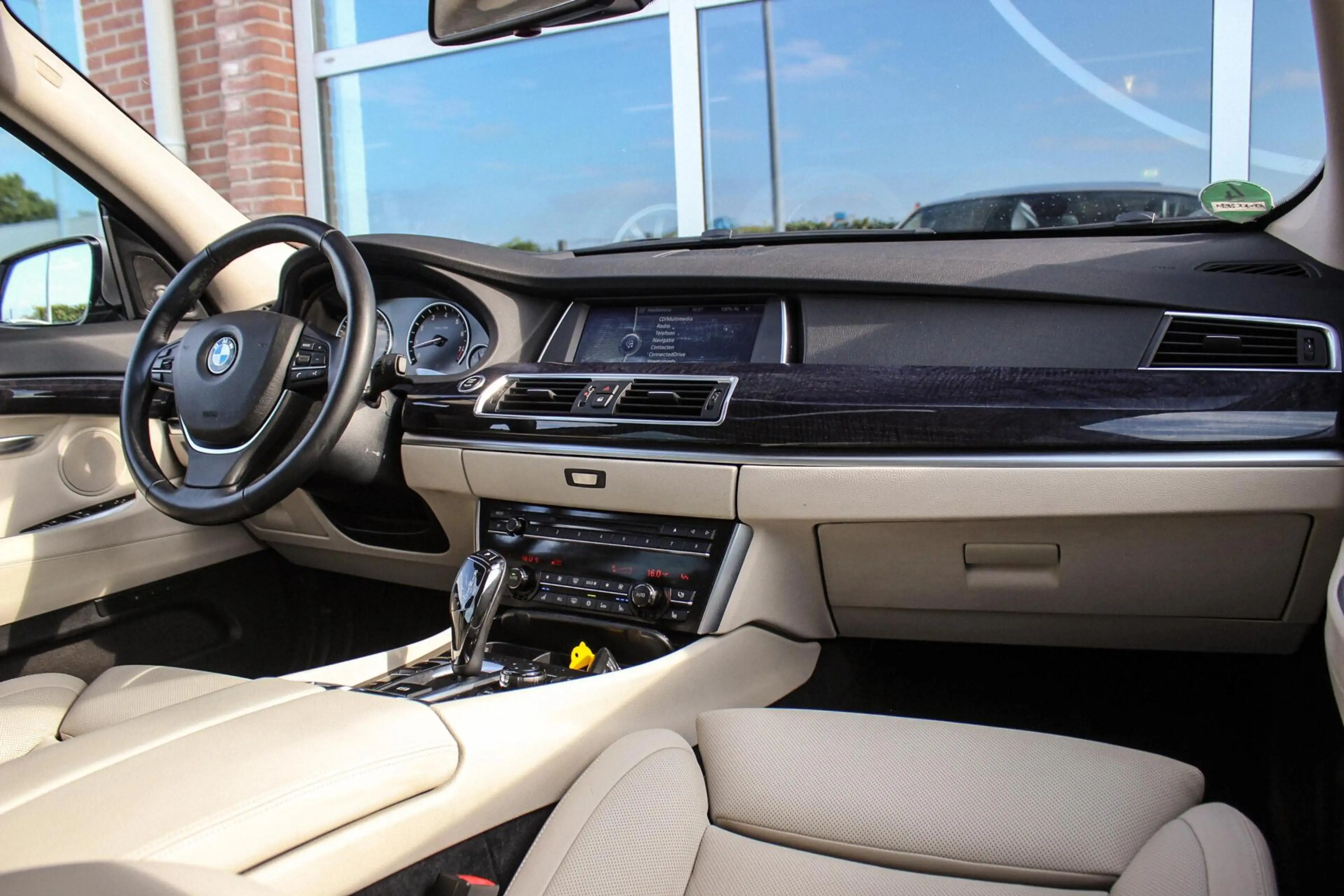 BMW 535 5-serie Gran Turismo 535i High Executive | Achtera — photo 12