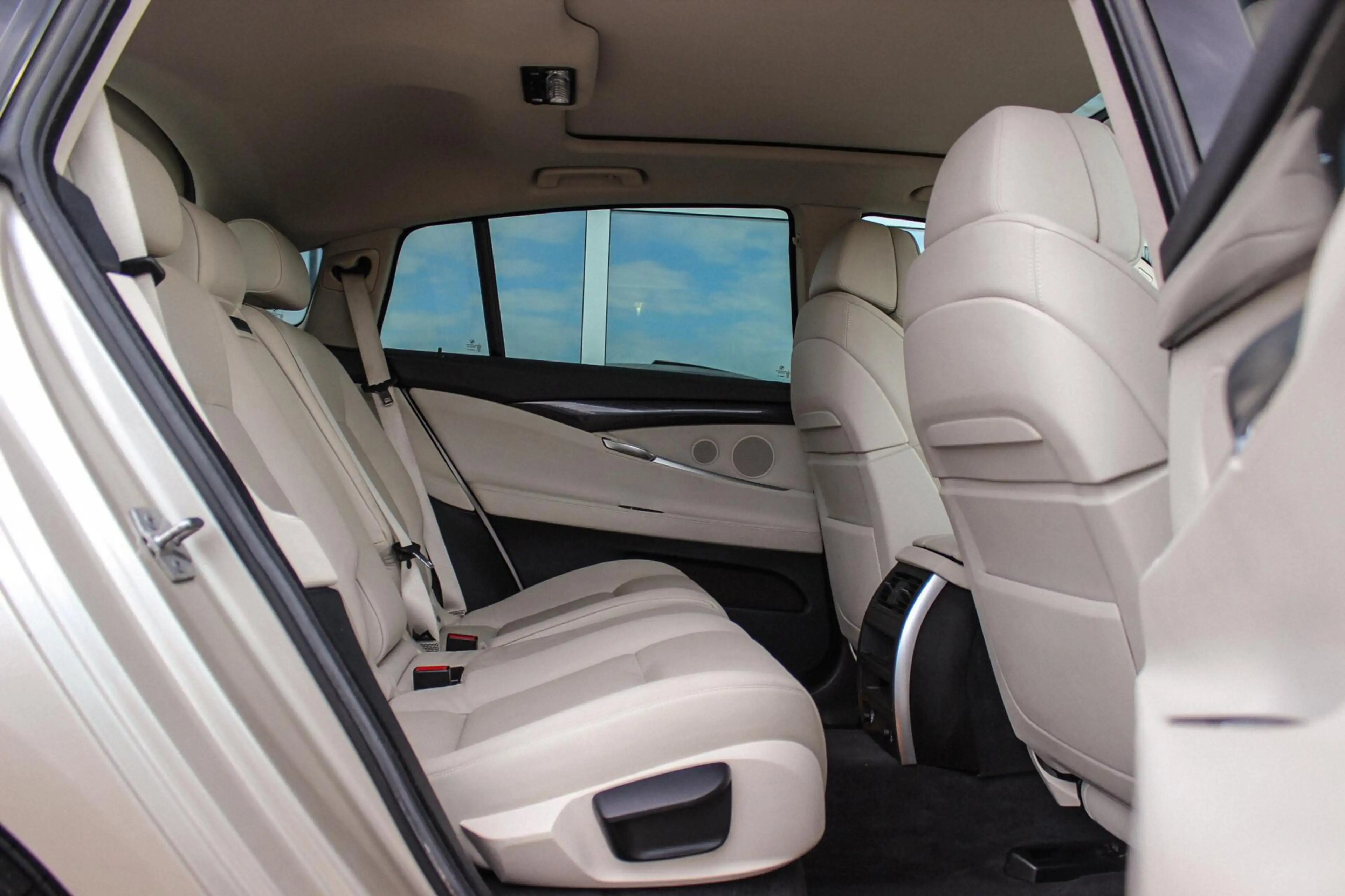BMW 535 5-serie Gran Turismo 535i High Executive | Achtera — photo 19