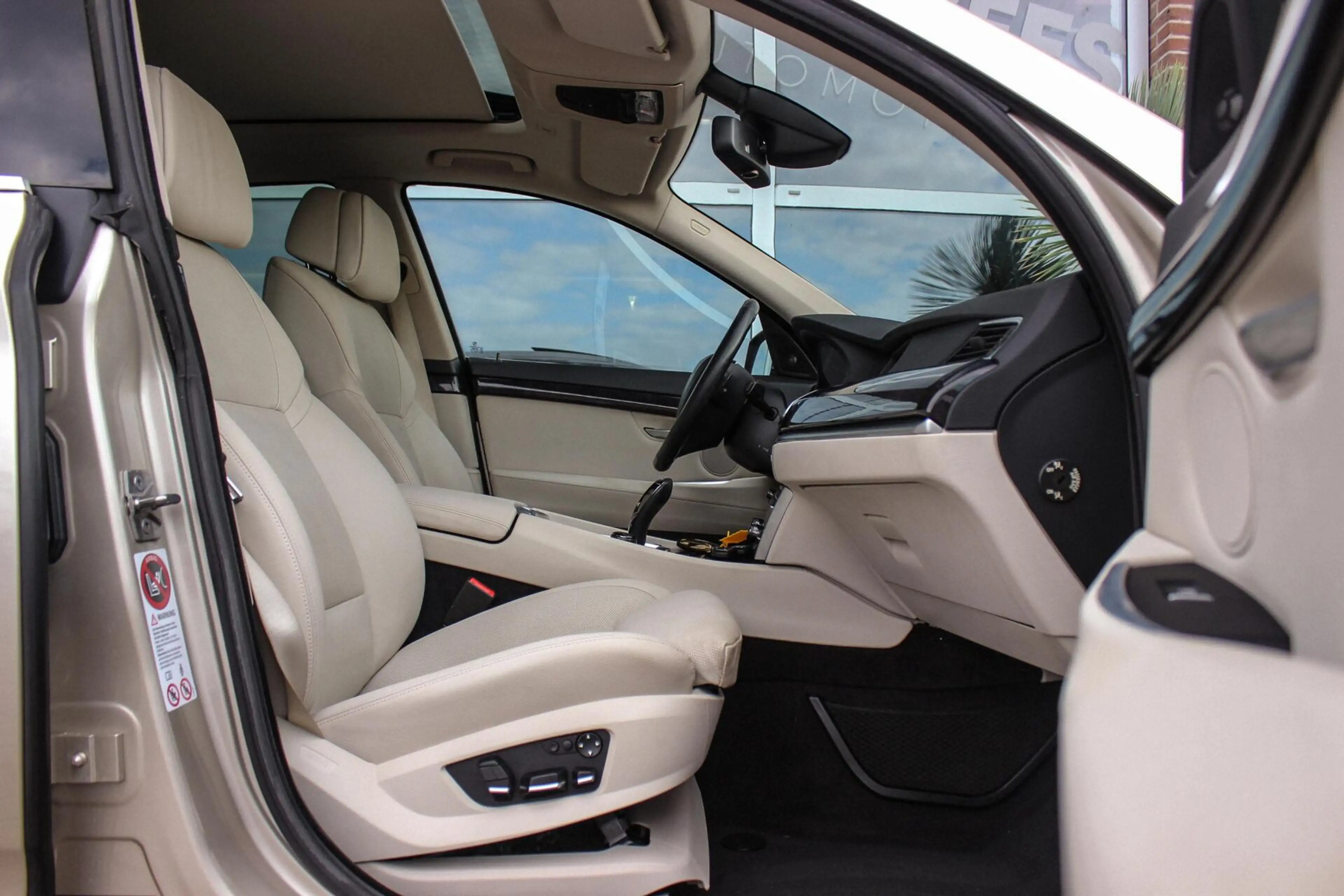 BMW 535 5-serie Gran Turismo 535i High Executive | Achtera — photo 15