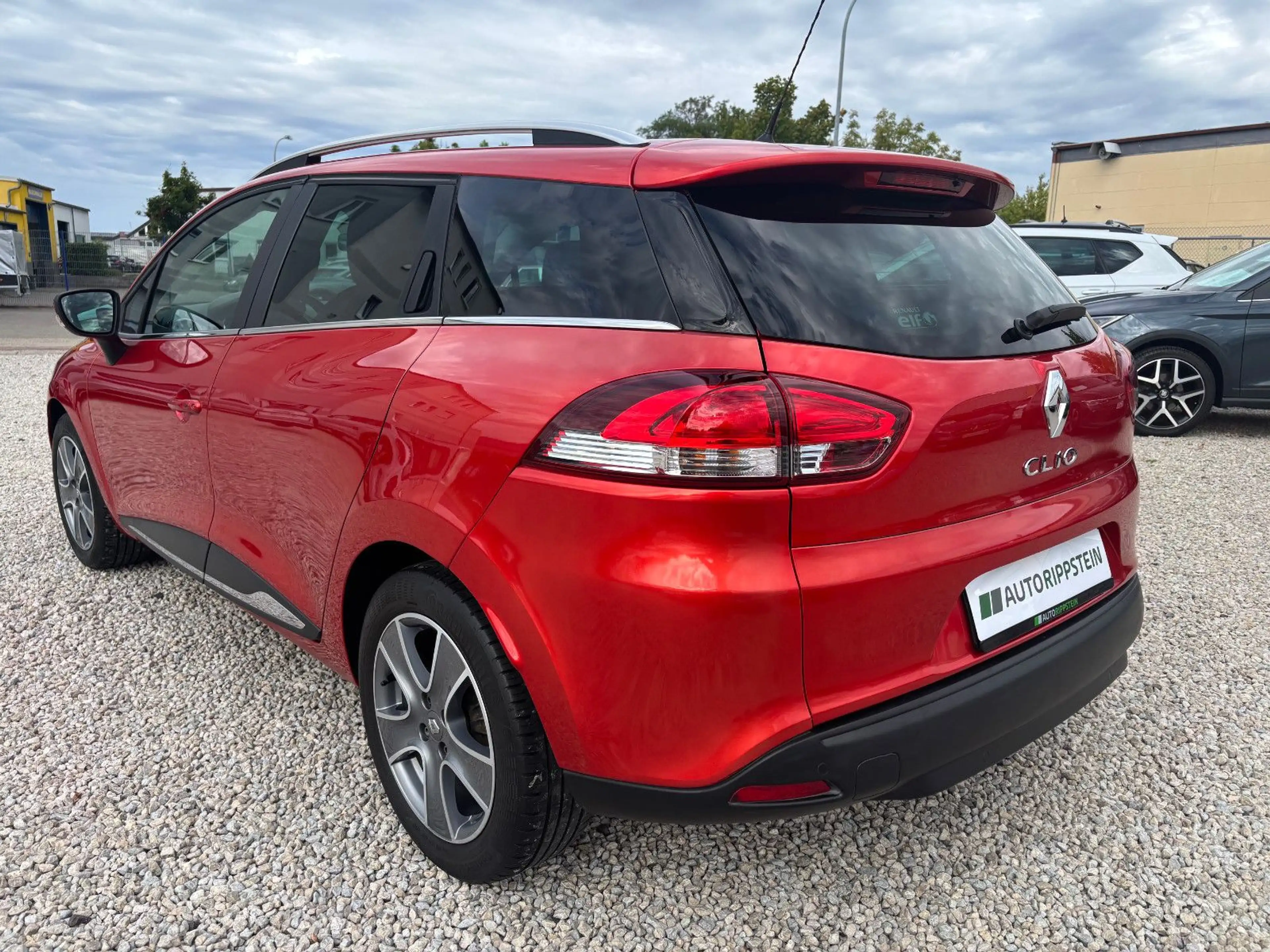 Renault Clio IV Grandtour 1.2 Dynamique +NAV+KLIMA+ — photo 3