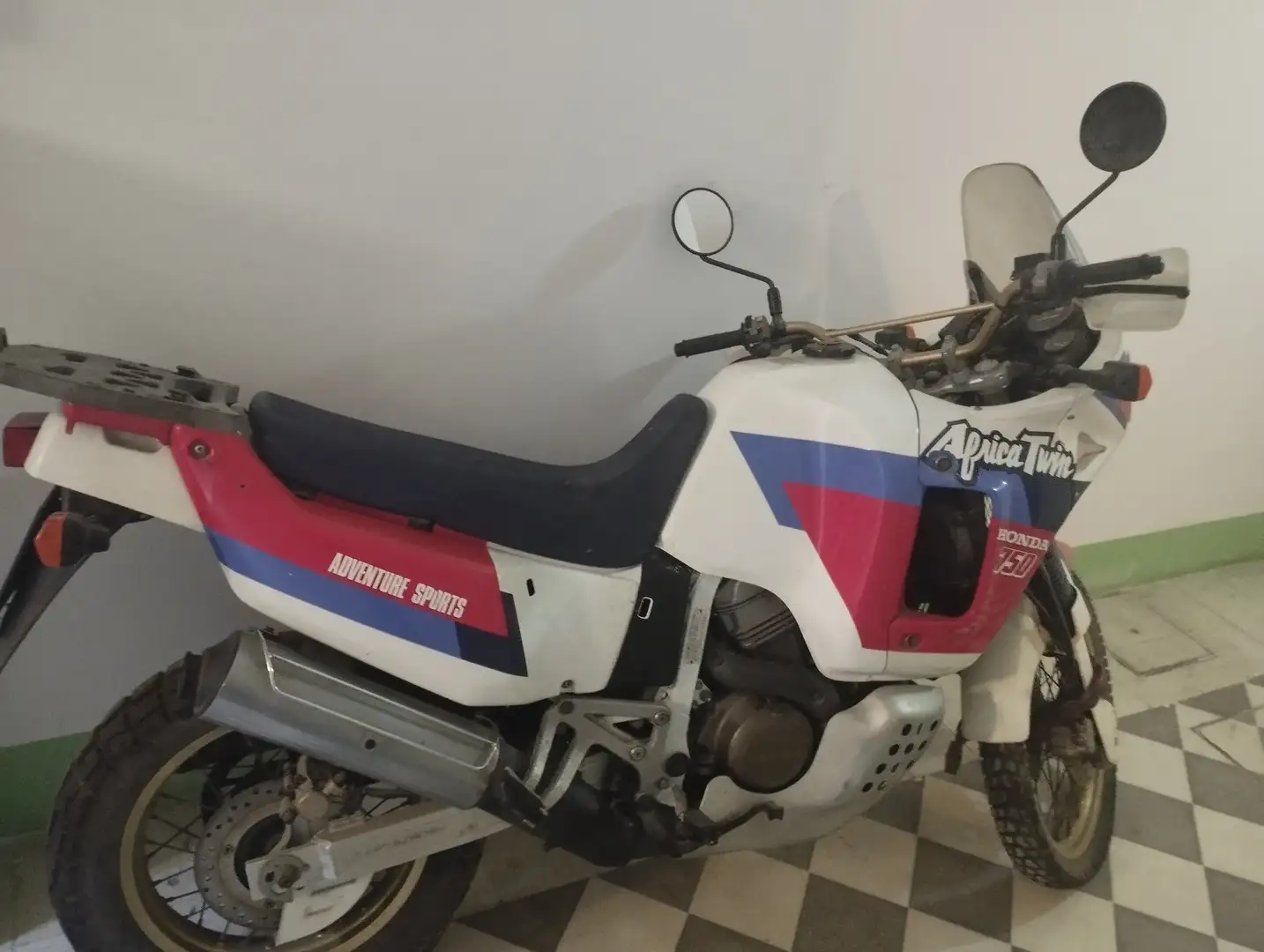 Honda XRV 750 Africa Twin rd04 anno 1992 Alb - 1