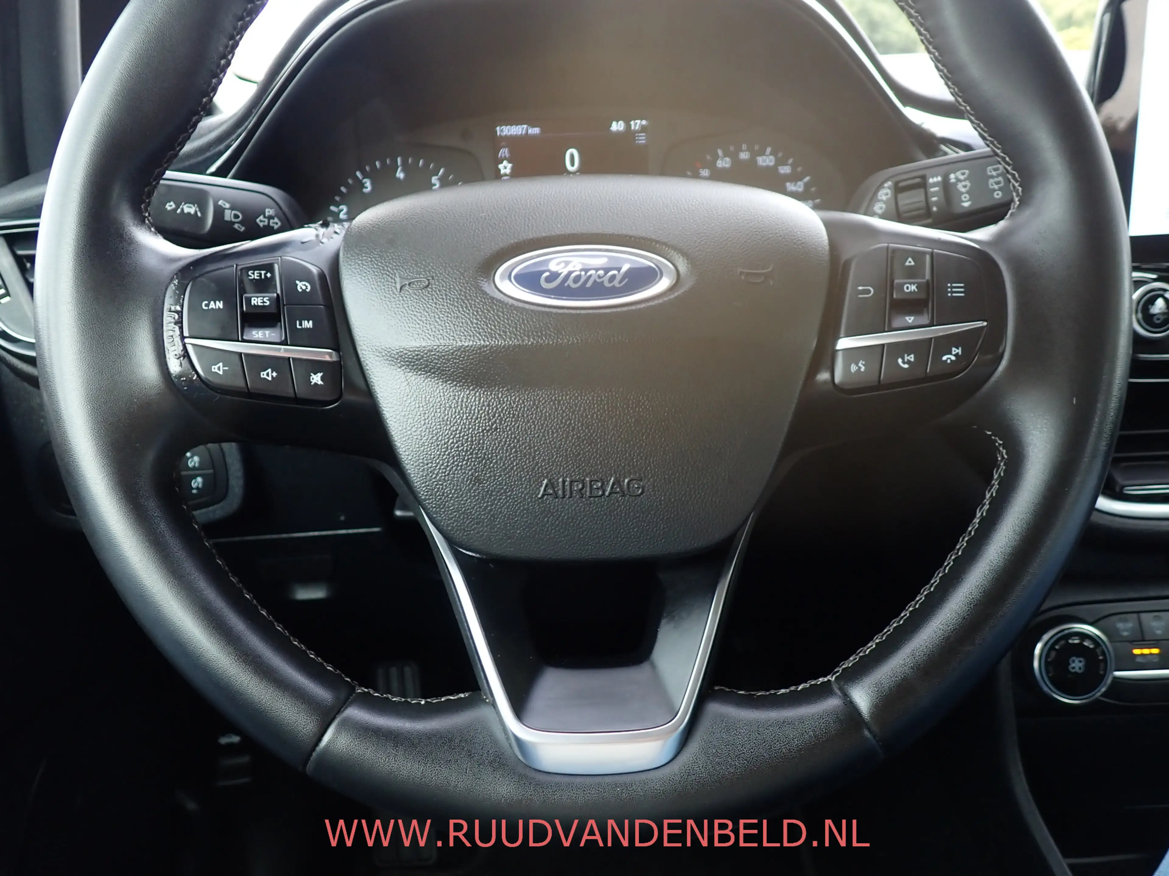 Ford Fiesta 1.0 EcoBoost Titanium CARPLAY/KEYLESS/NAVI/CRUISE/ — photo 13