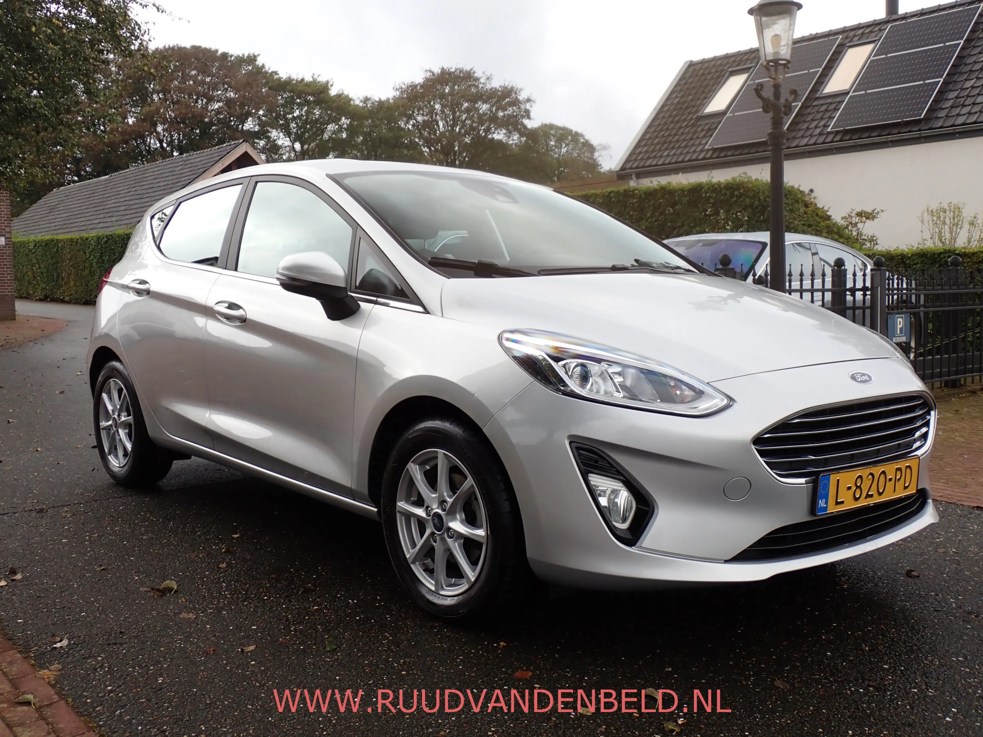 Ford Fiesta 1.0 EcoBoost Titanium CARPLAY/KEYLESS/NAVI/CRUISE/ — photo 3