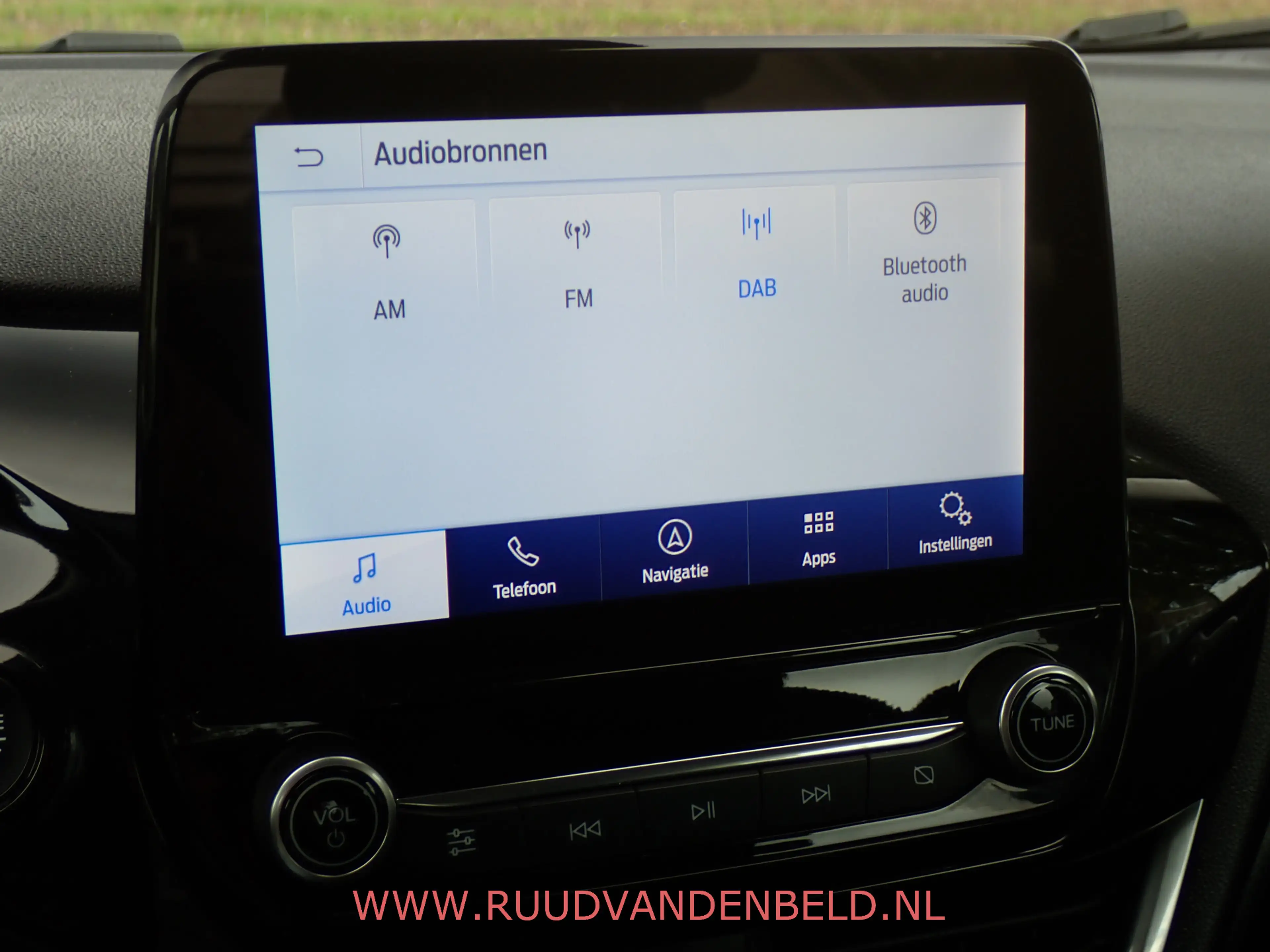 Ford Fiesta 1.0 EcoBoost Titanium CARPLAY/KEYLESS/NAVI/CRUISE/ — photo 22