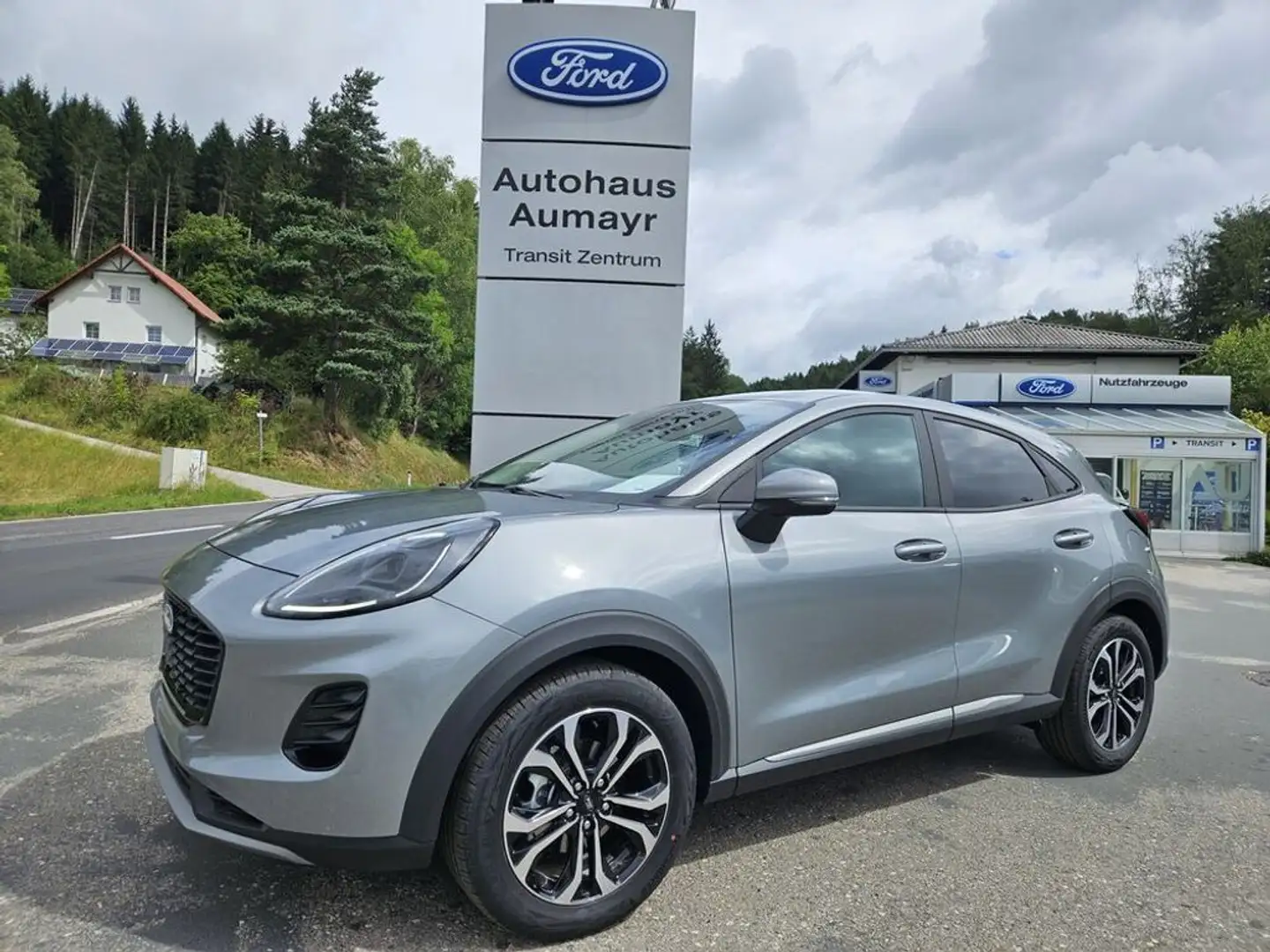 Ford Puma Titanium Automatik Zilver - 1