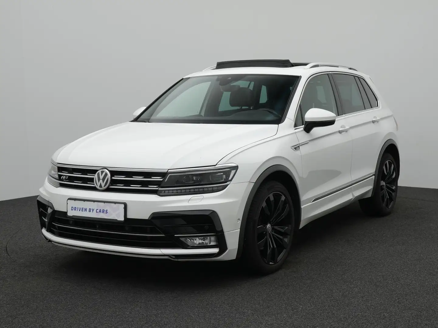Volkswagen Tiguan R-Line 4Motion,PANO,HUD,AHK,STANDHEIZ,360 Weiß - 2