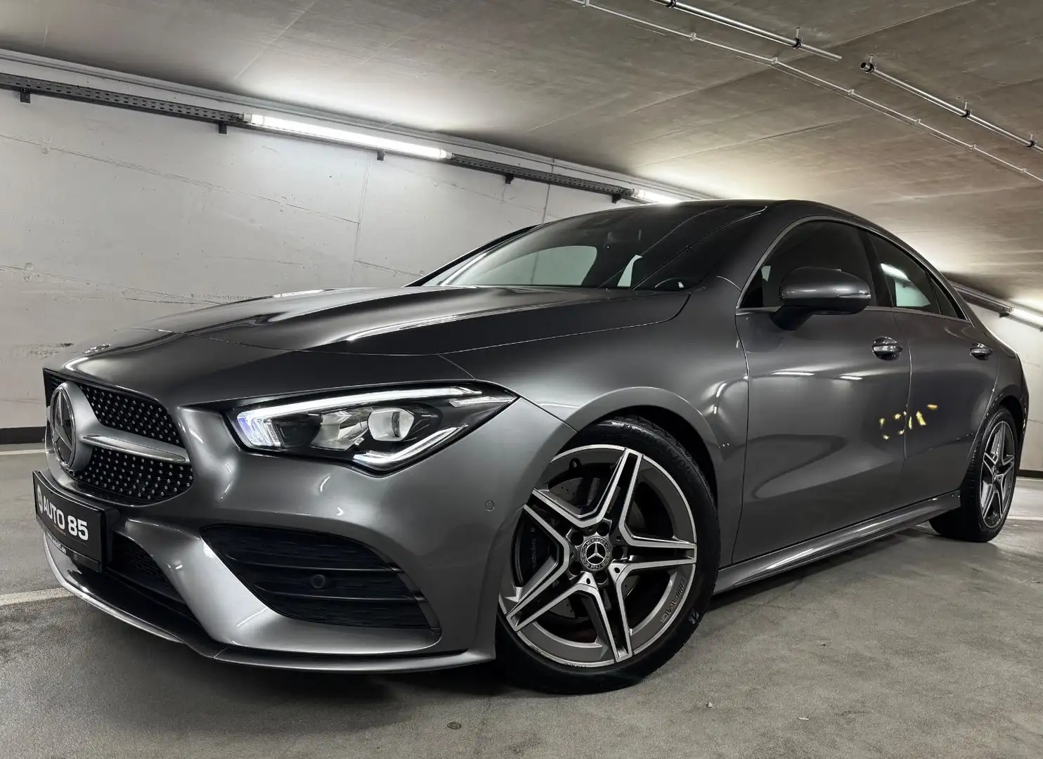 Mercedes-Benz CLA 200 Aut. |AMG-Styling|Virtual|R-Cam|18"| Grau - 1