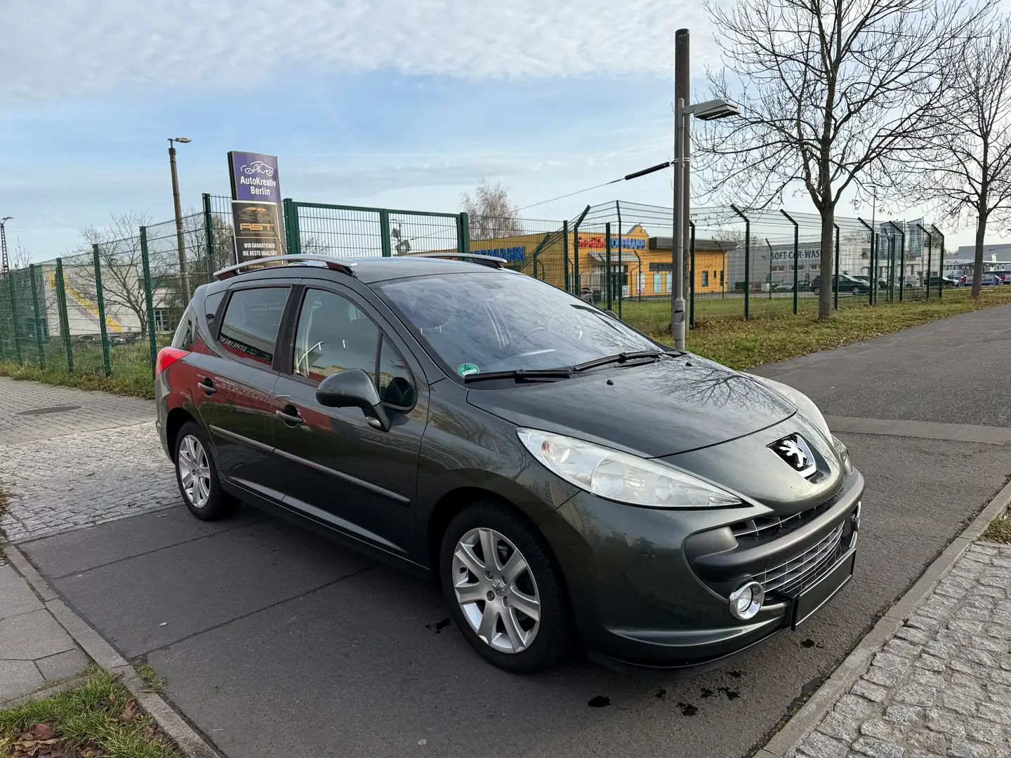 Peugeot 207 Sport FINANZIERUNG HIER MÖGLICH Grau - 2