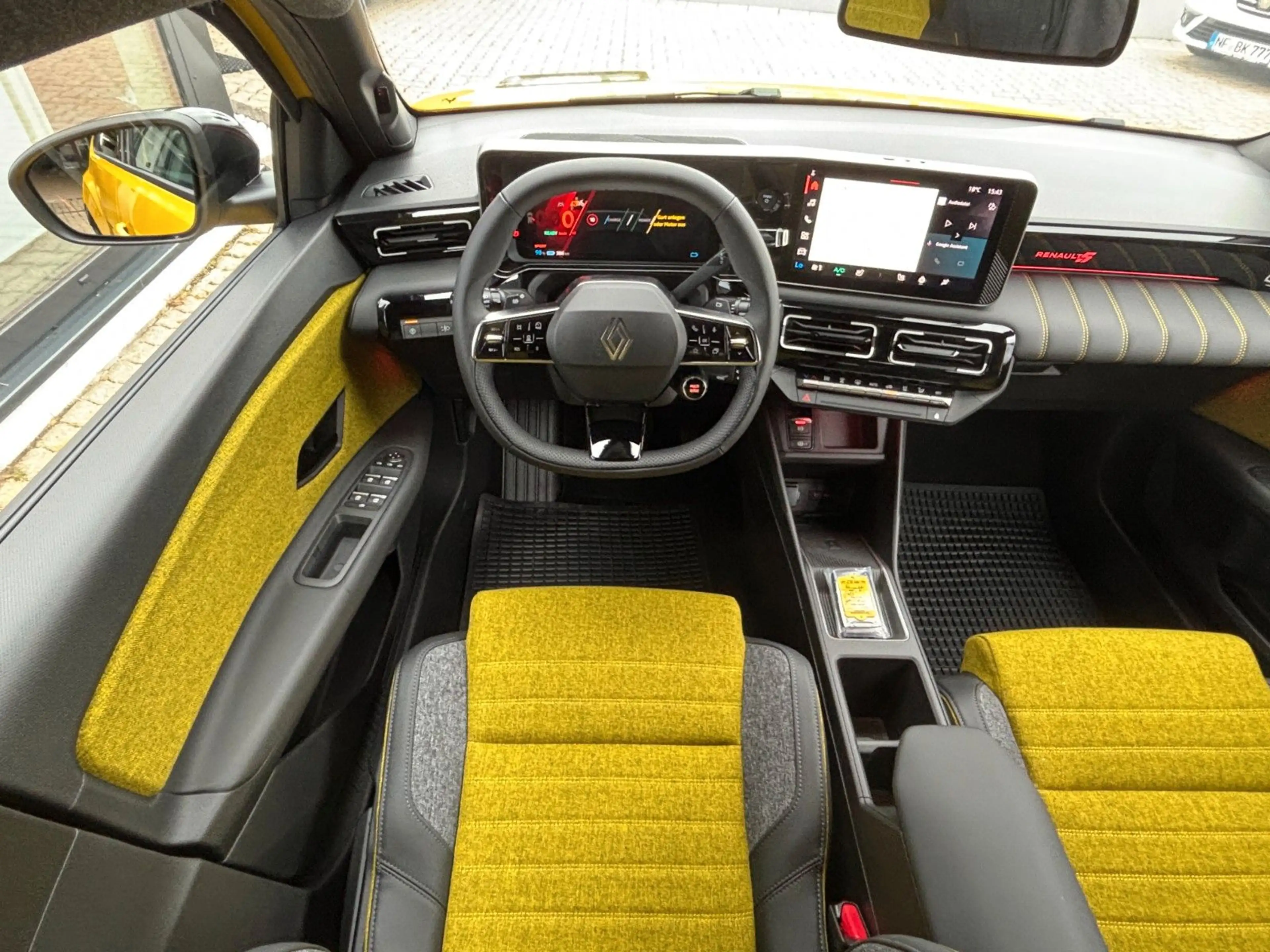 Renault R 5 Iconic 150 Comfort Range — photo 10
