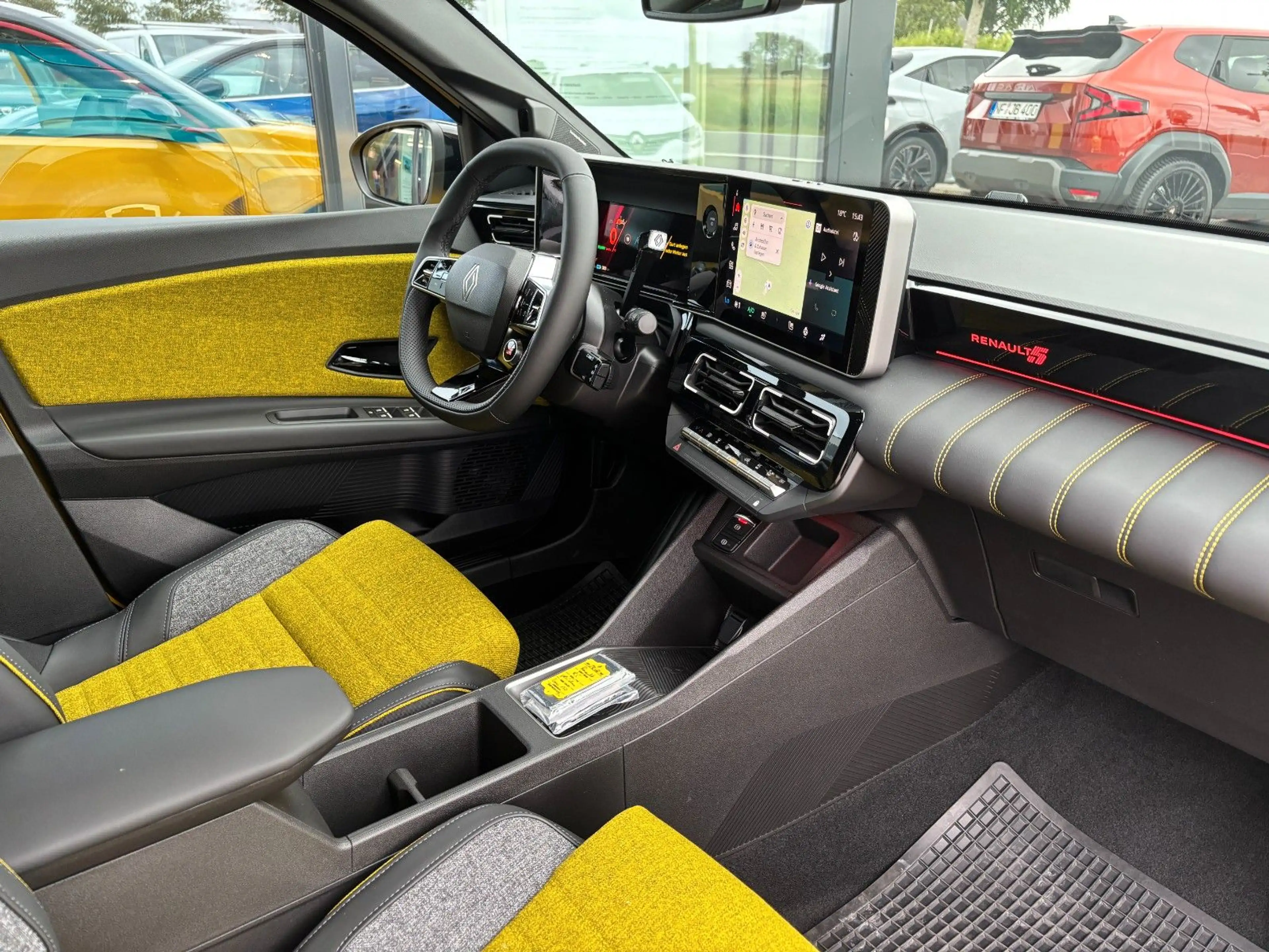 Renault R 5 Iconic 150 Comfort Range — photo 12