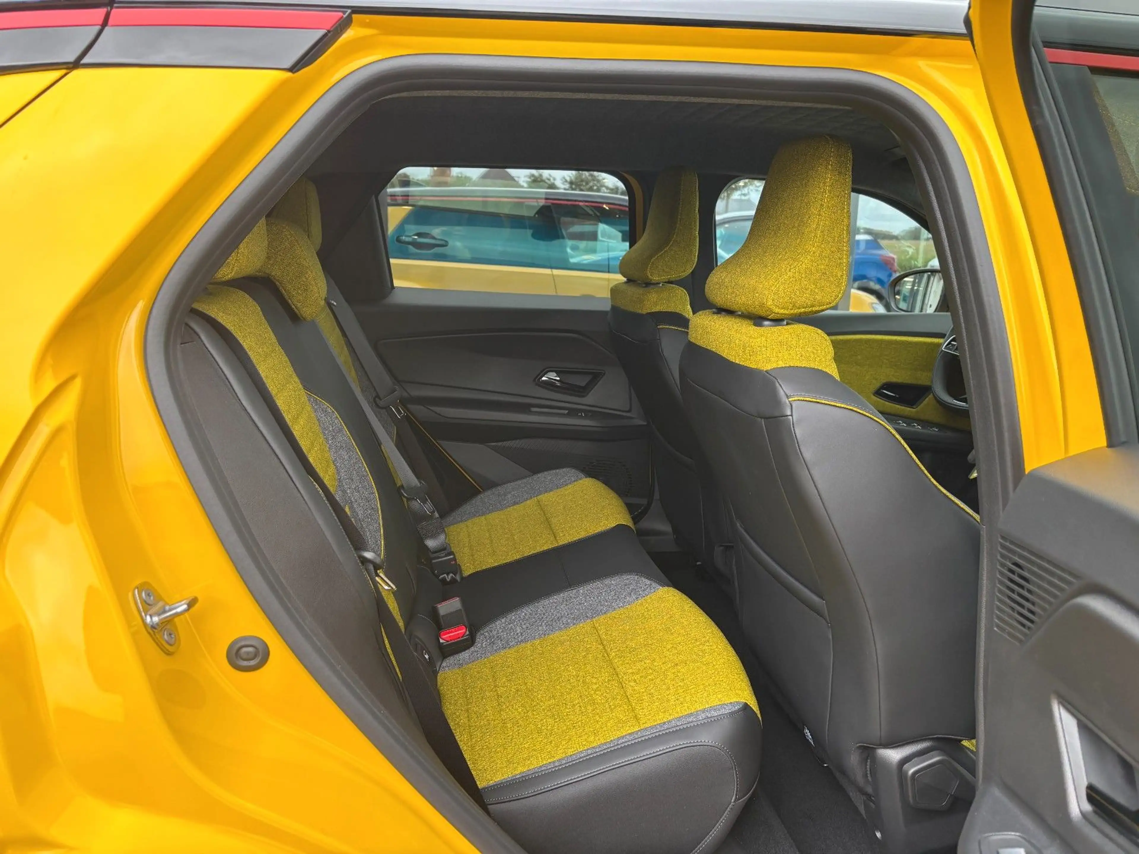 Renault R 5 Iconic 150 Comfort Range — photo 8