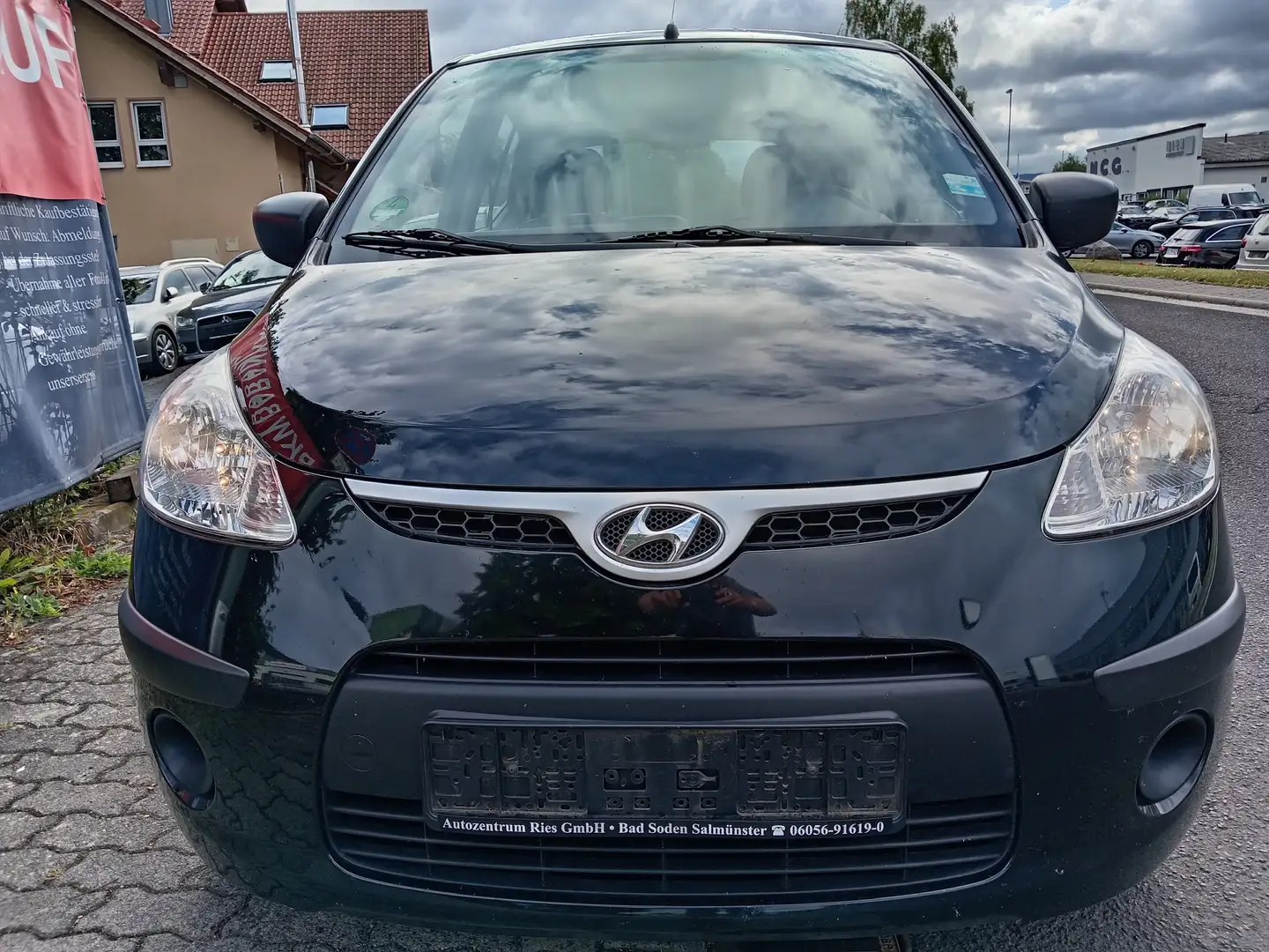 Hyundai i10 Edition+,1 HAND Negro - 1