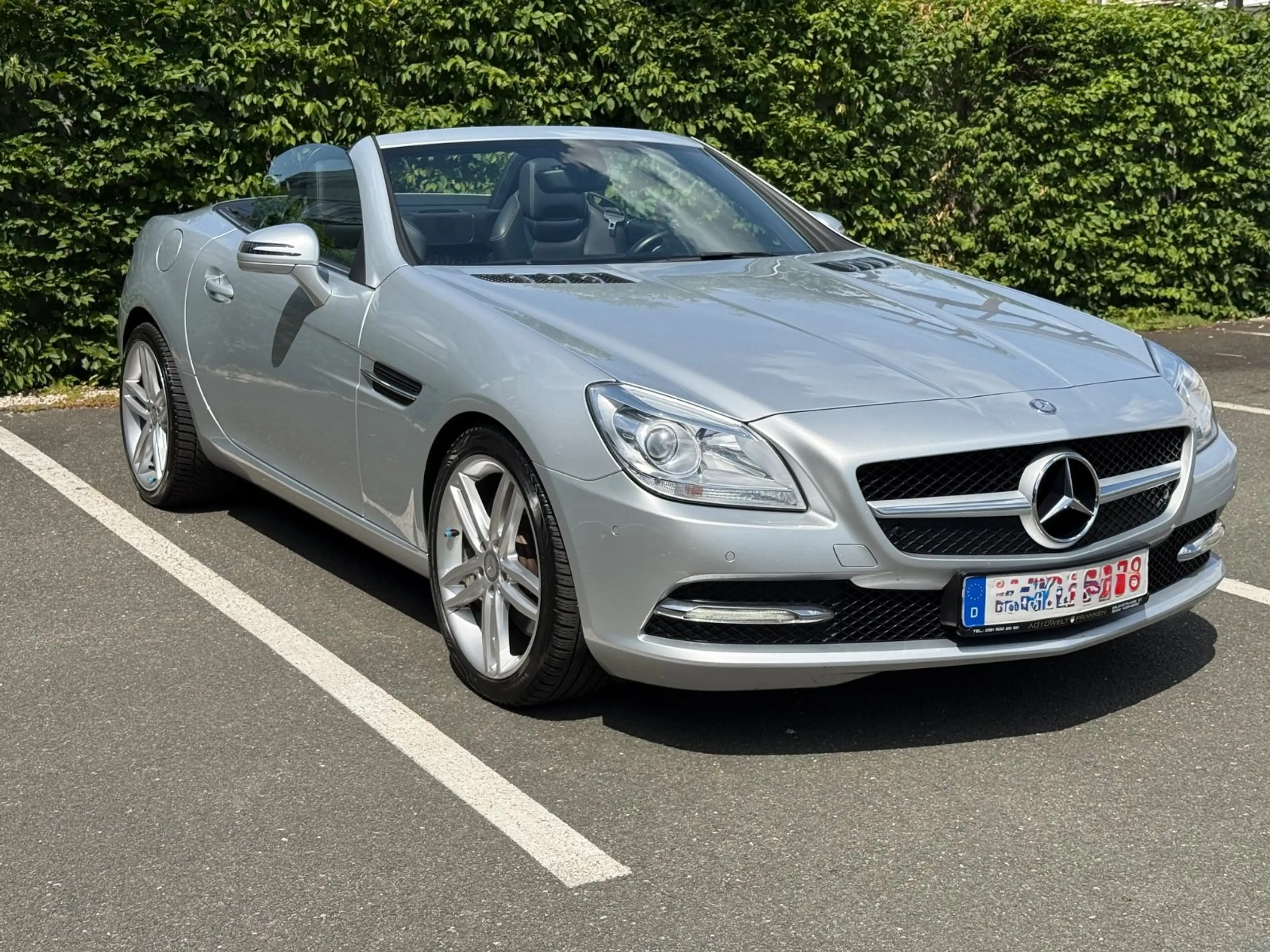 Mercedes-Benz SLK 200 *SCHECKHEFT MERCEDES*XENON*PDC*TEMPO*SHZ — photo 2