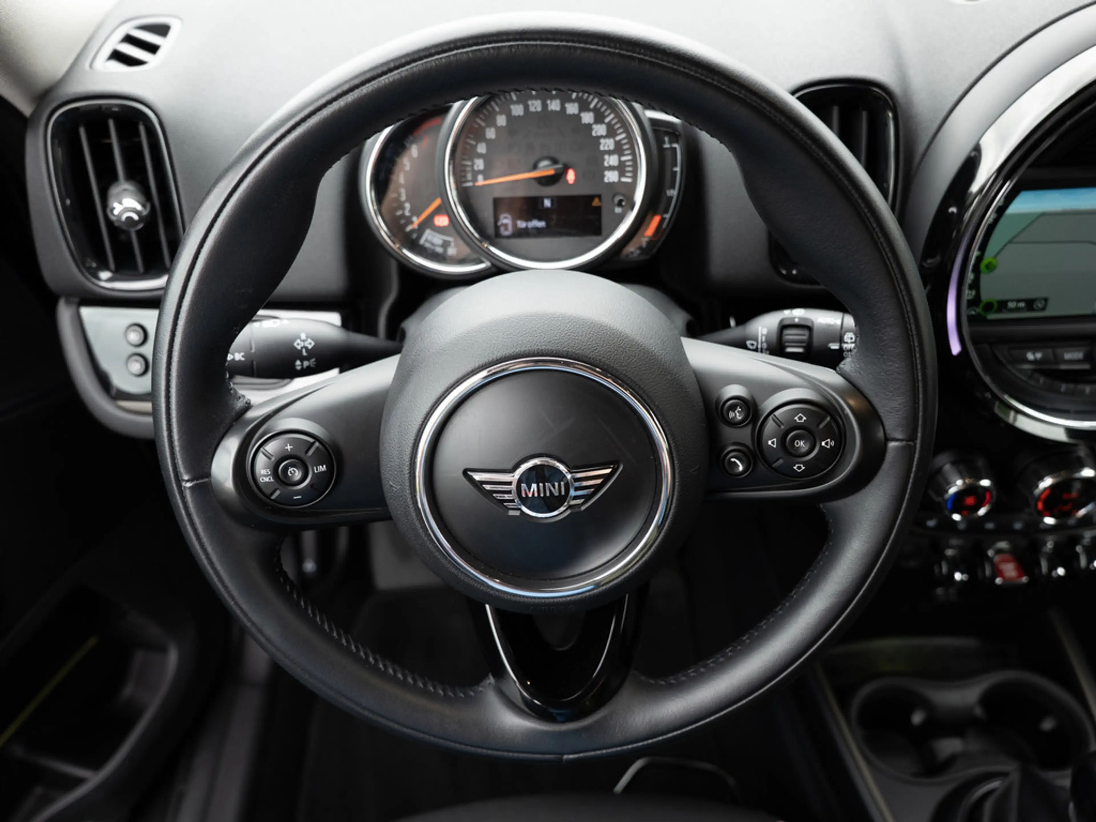 MINI Cooper Countryman — photo 13