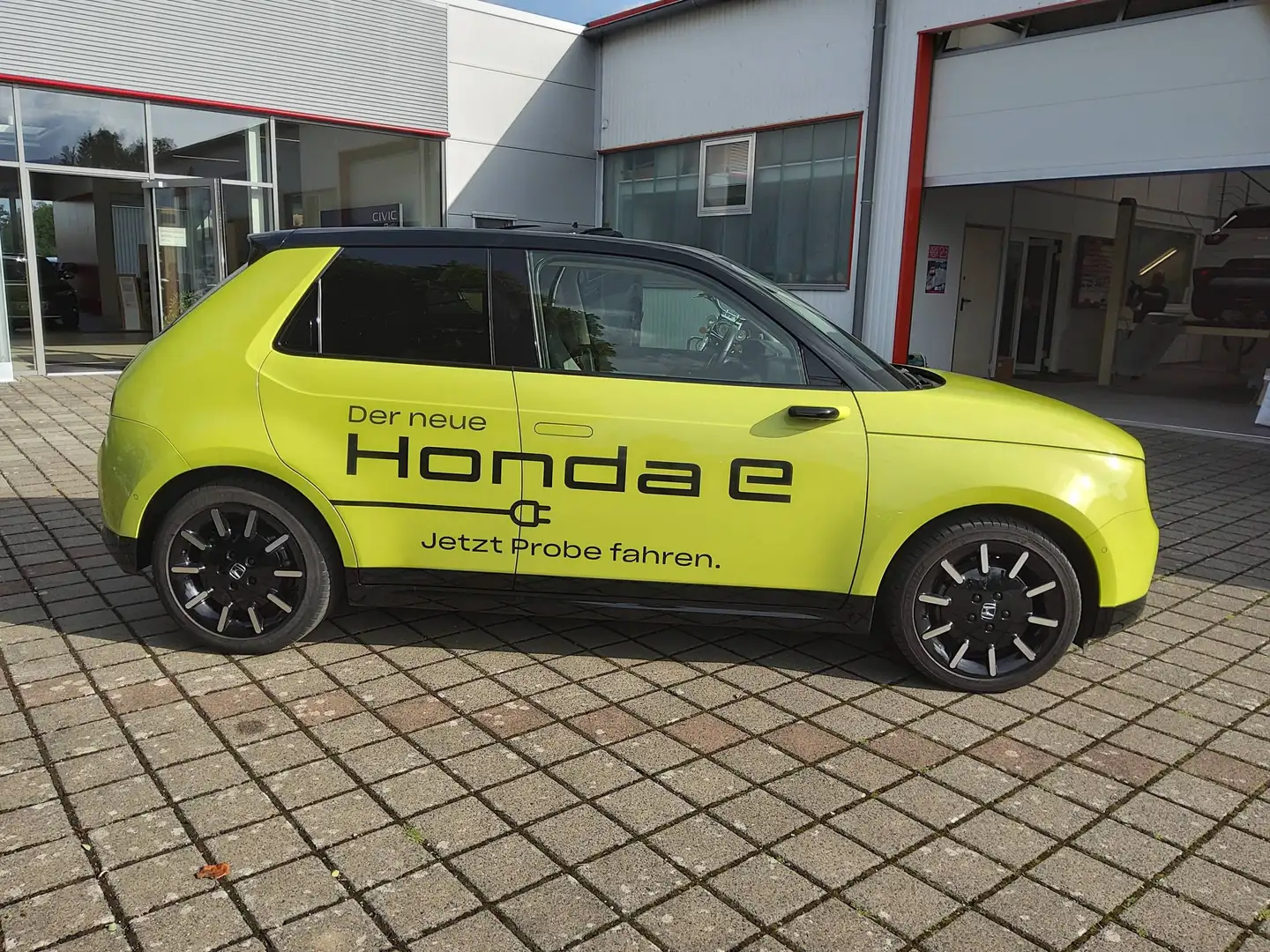 Honda e Advance Galben - 2