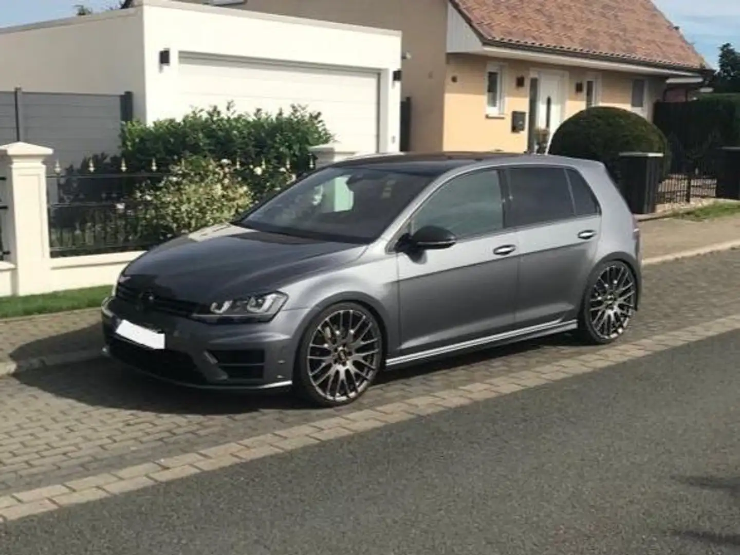 Volkswagen Golf R VW Golf 7 R 2.0 TSI DSG 4MOTION PANORAMA UMBAU ABT Grau - 2